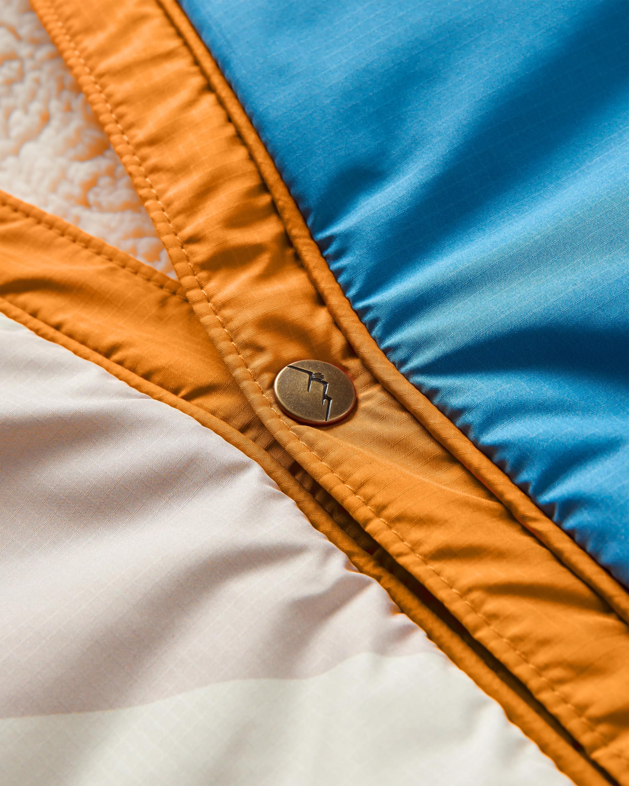 Cabin Recycled Sherpa Blanket - Cornflower - Flatlay