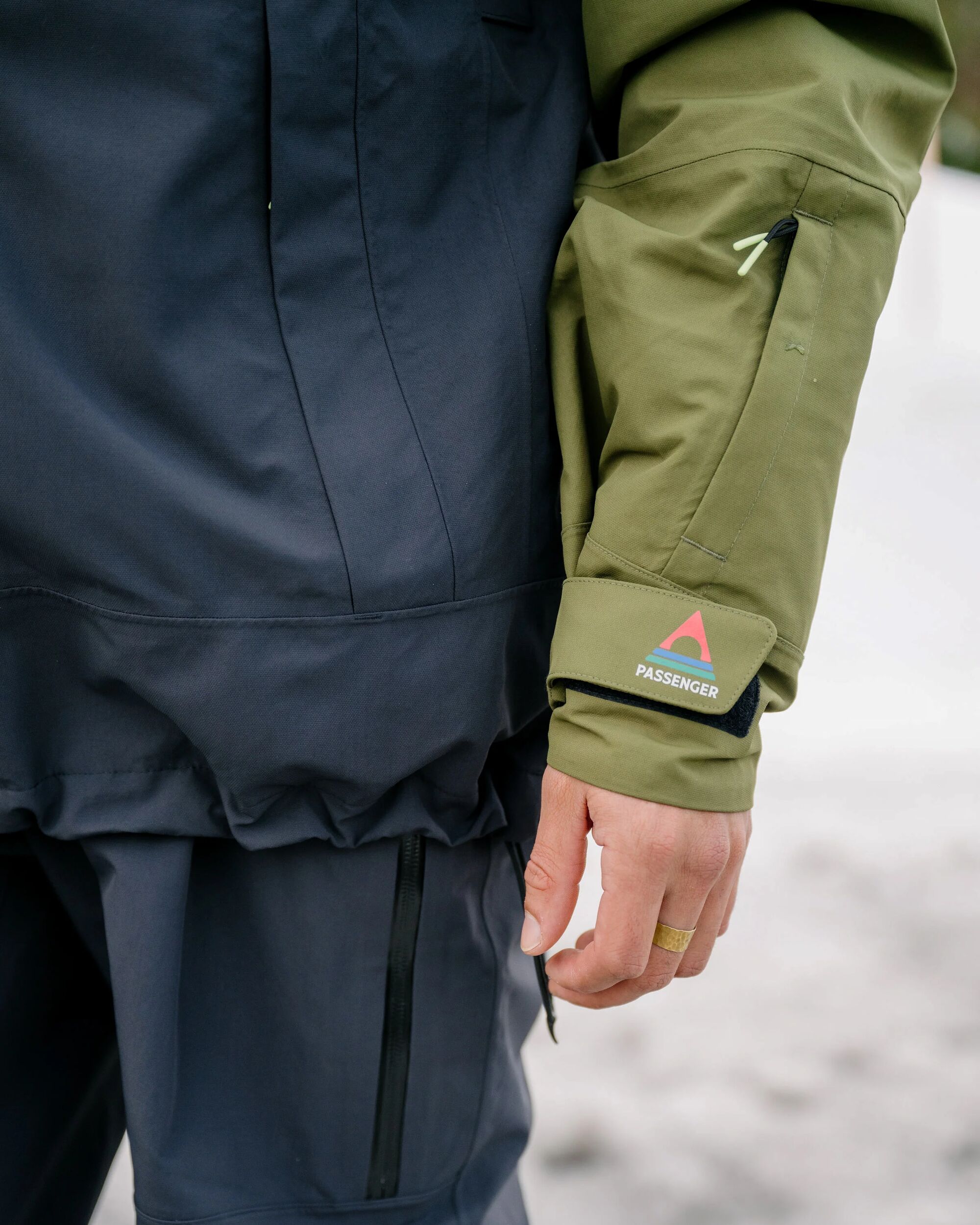 Snowscape Men's Recycled Jacket - Black - Lifestyle