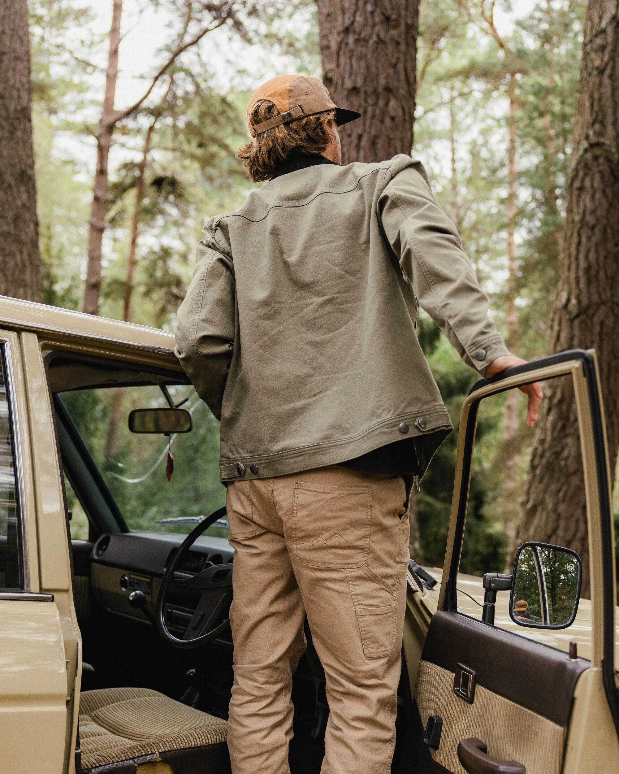 Vantage Lined Organic Cotton Canvas Jacket - Dusty Olive - Lifestyle