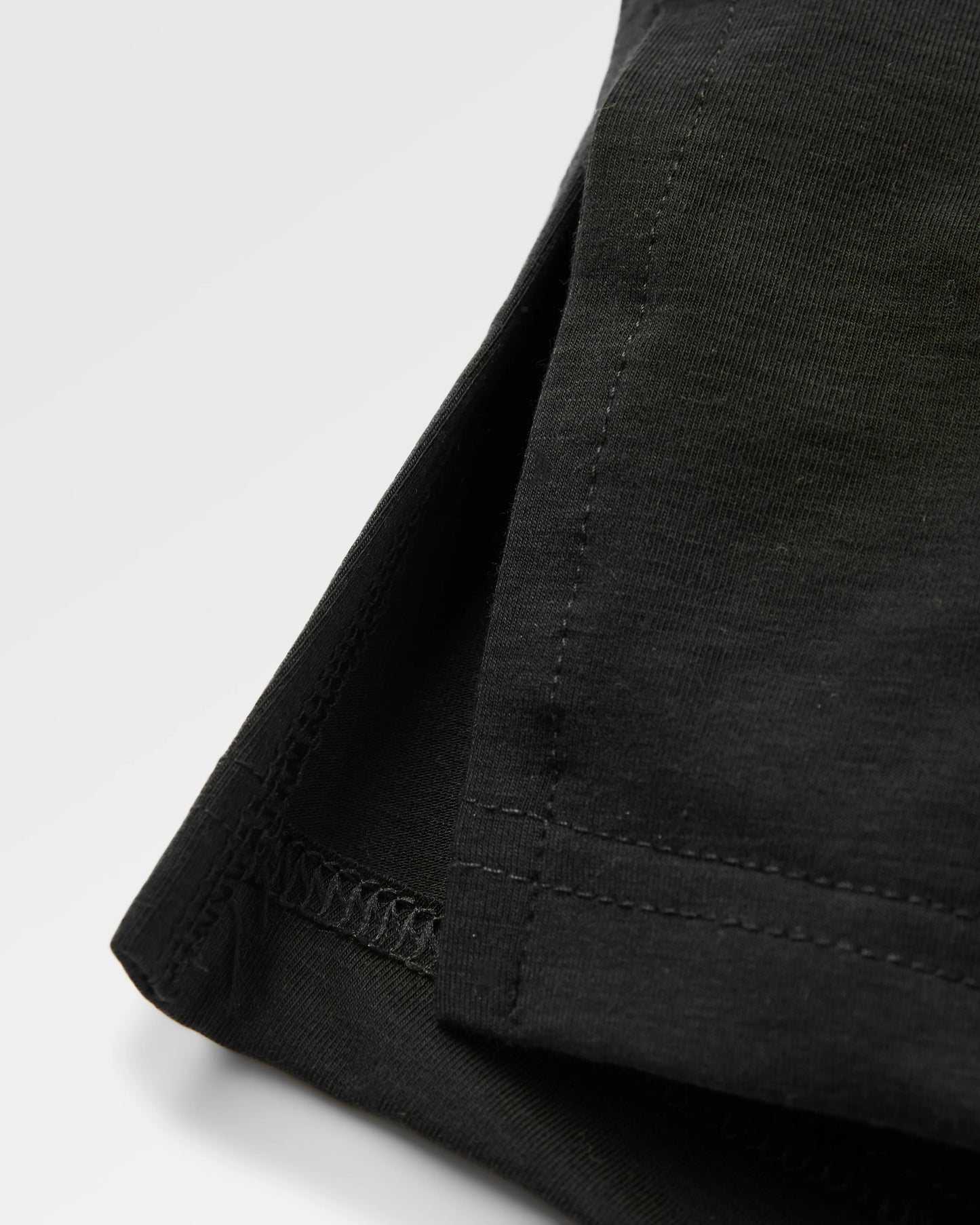 Roamer Women's Recycled Active T-Shirt - Black - Flatlay