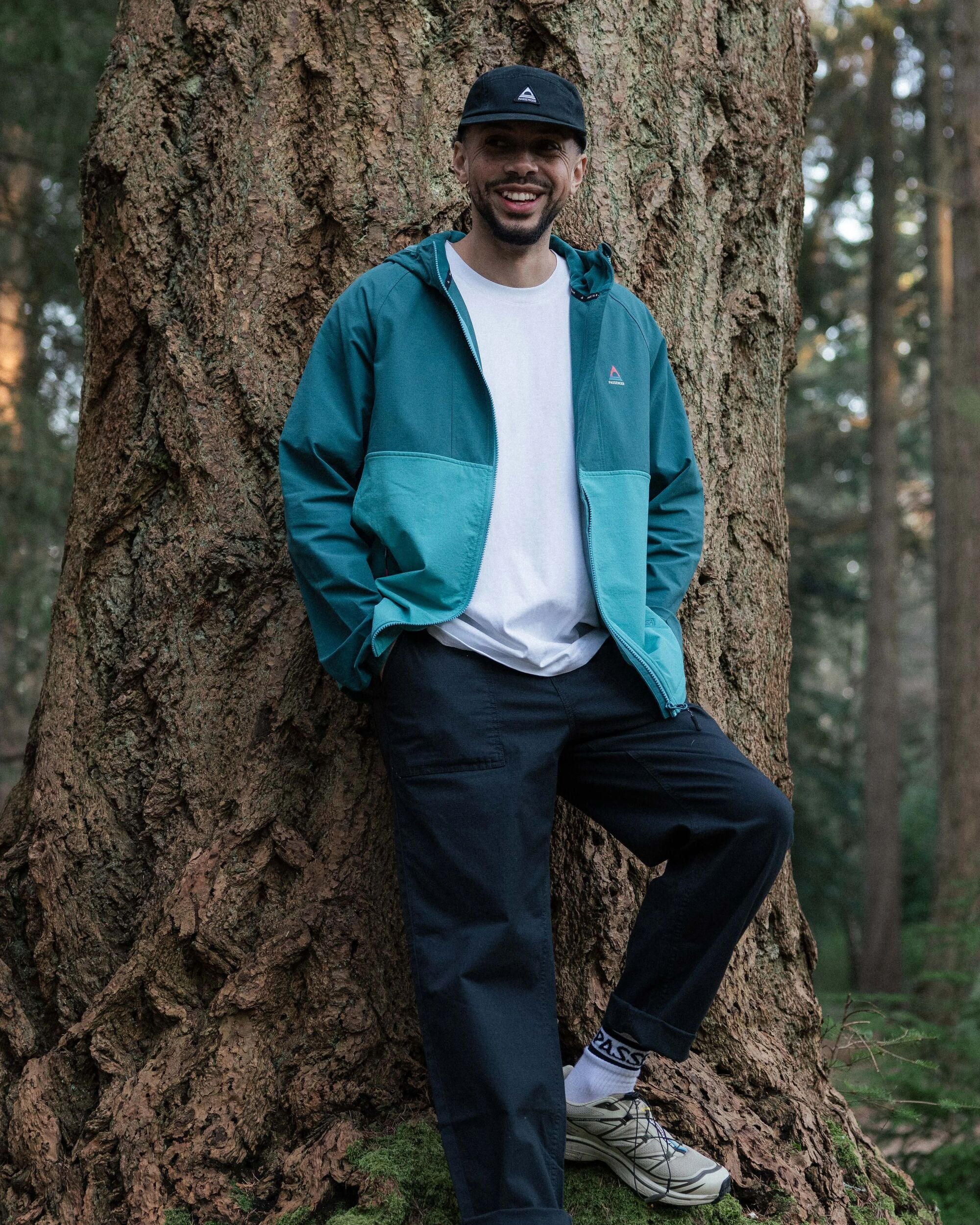 Trailscape Men's Lightweight Softshell Jacket - Mediterranean/ Ocean Teal - Lifestyle