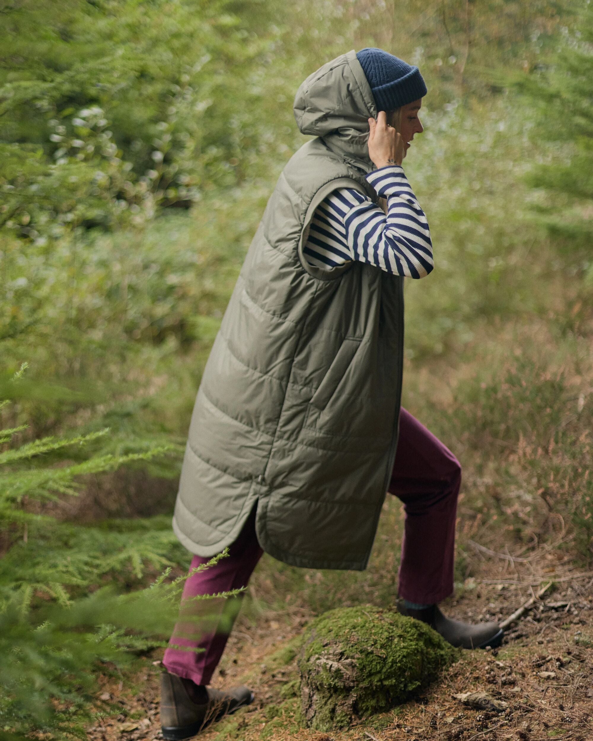 Flora Sherpa Lined Gilet - Dusty Olive - Lifestyle