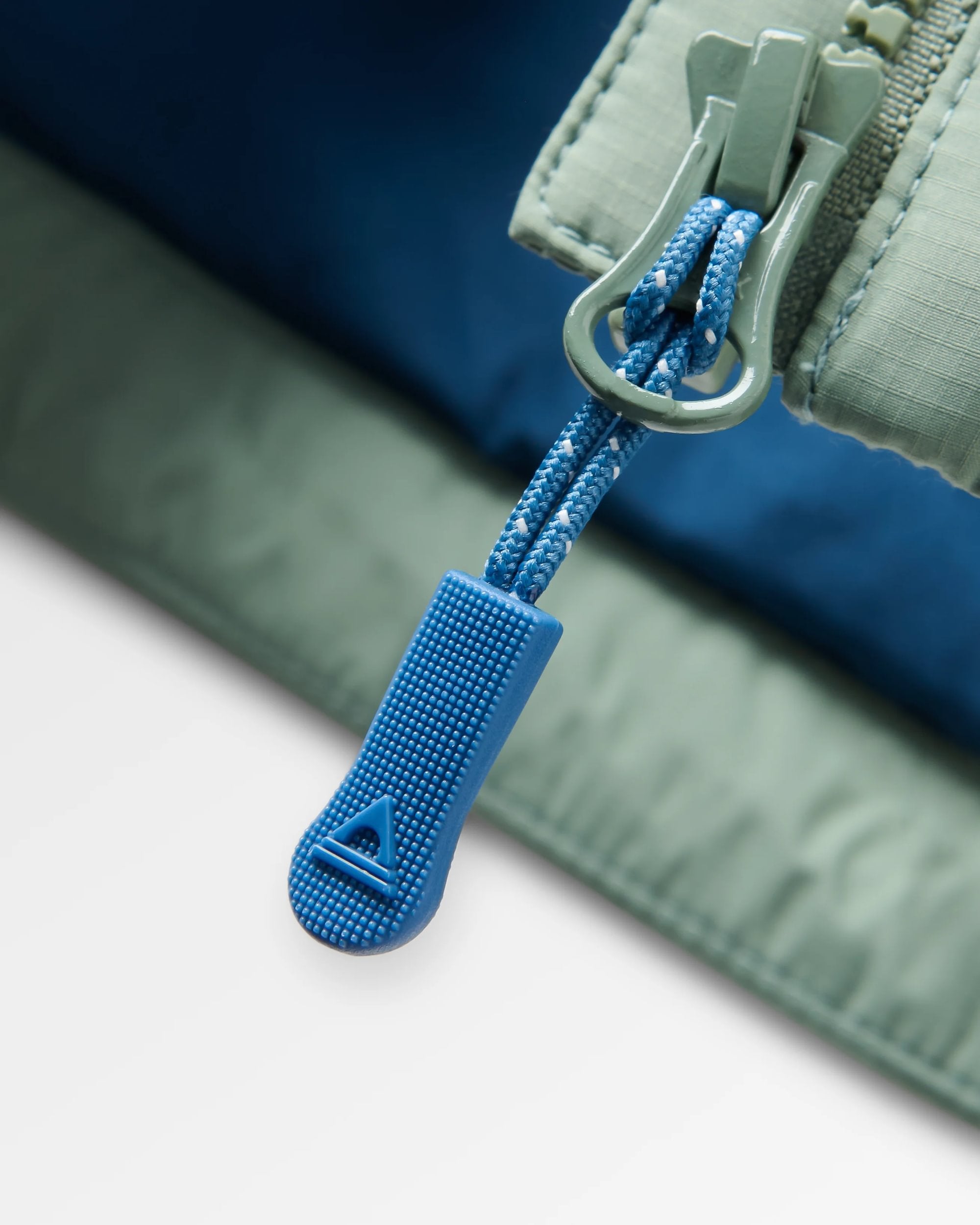 Shasta Lightweight Recycled Thermore® Insulated Jacket - Pistachio - Flatlay