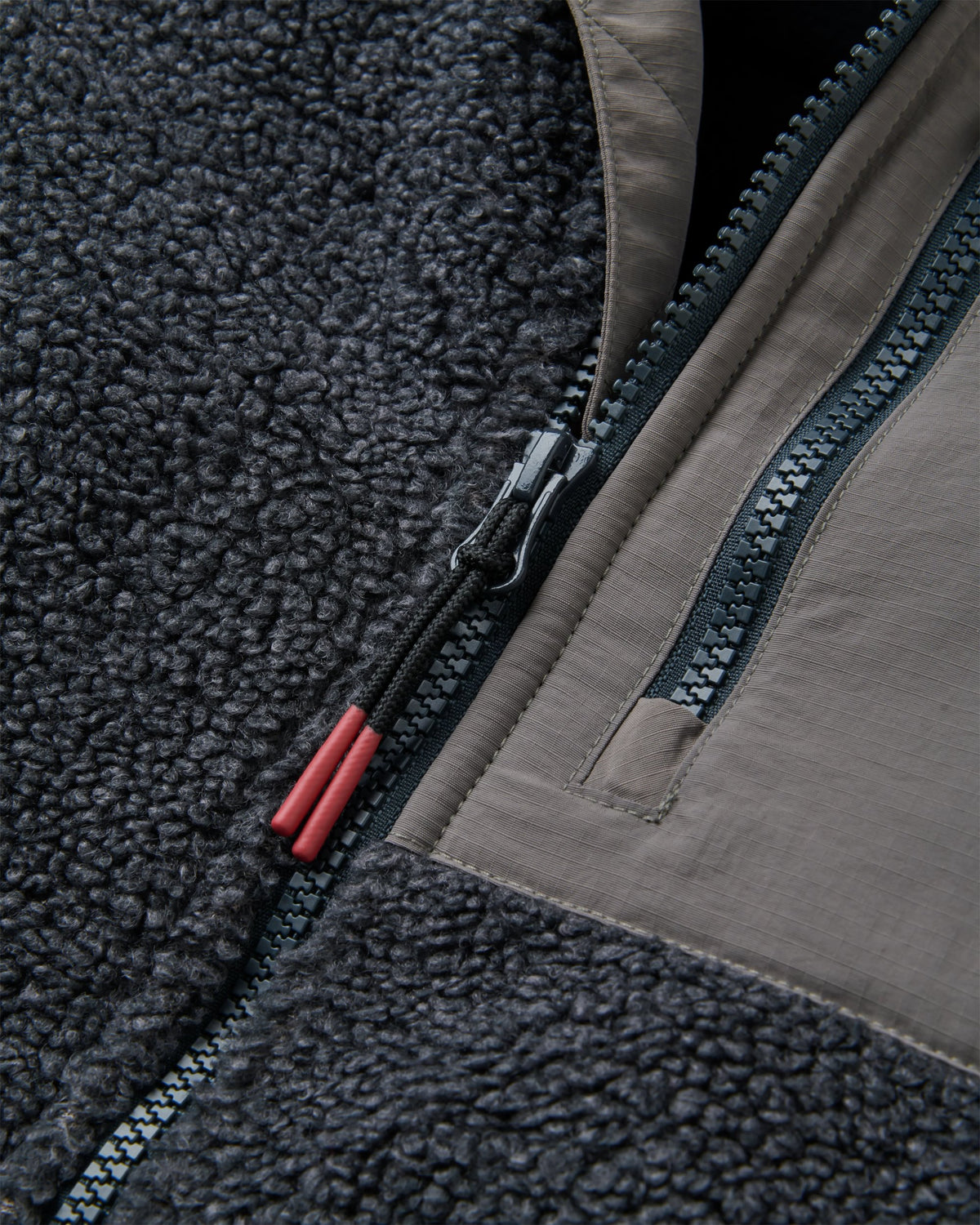 Wide Pine Windproof Fleece - Faded Black - Flatlay