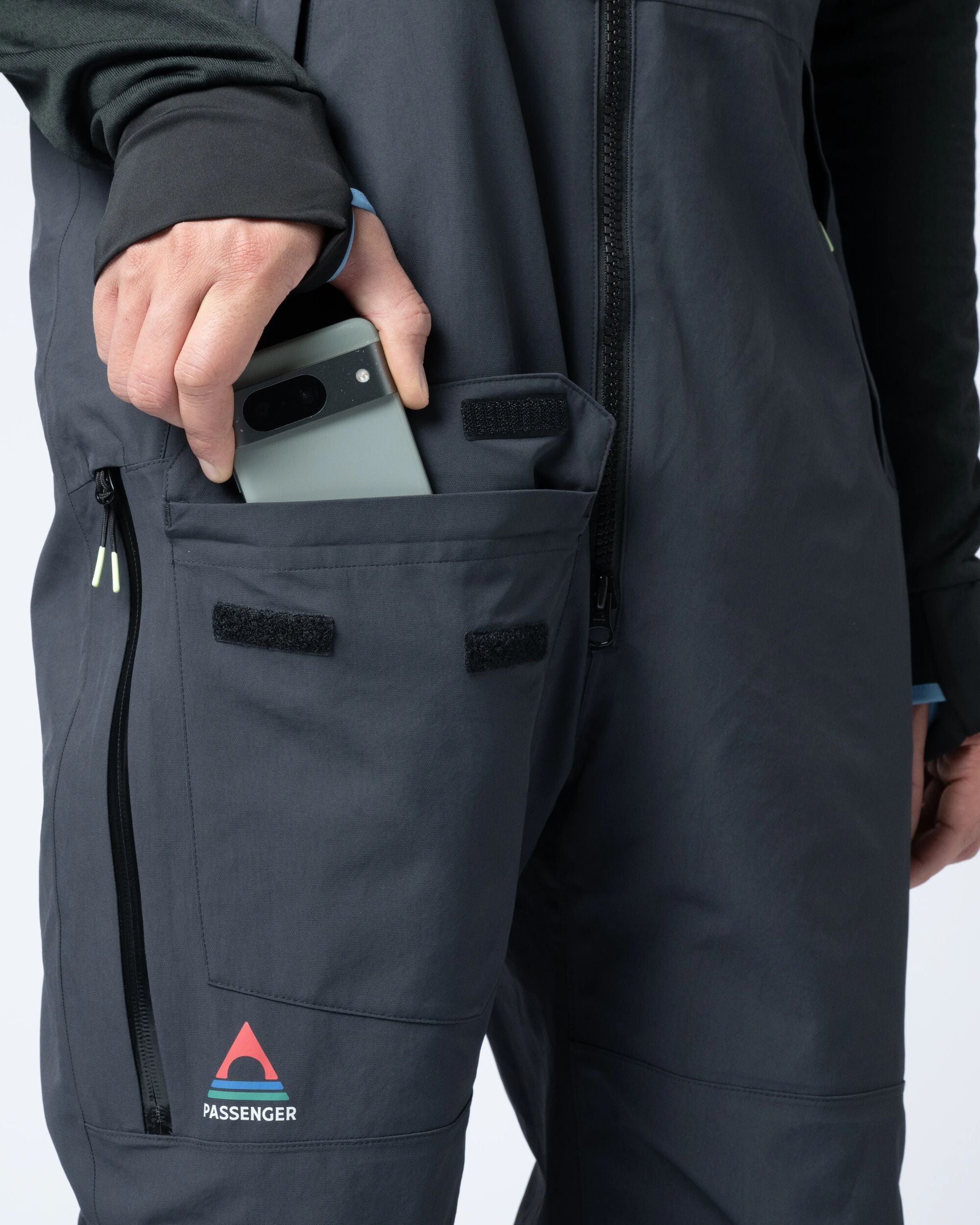 Snowscape Men's Recycled Bibpant - Black - Flatlay