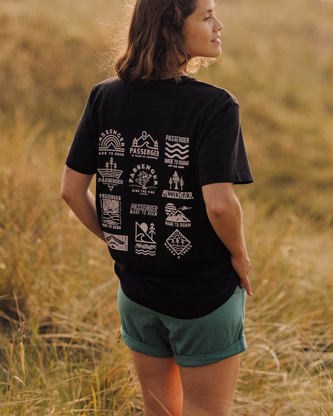 Float Oversized T-Shirt - True Black - Lifestyle