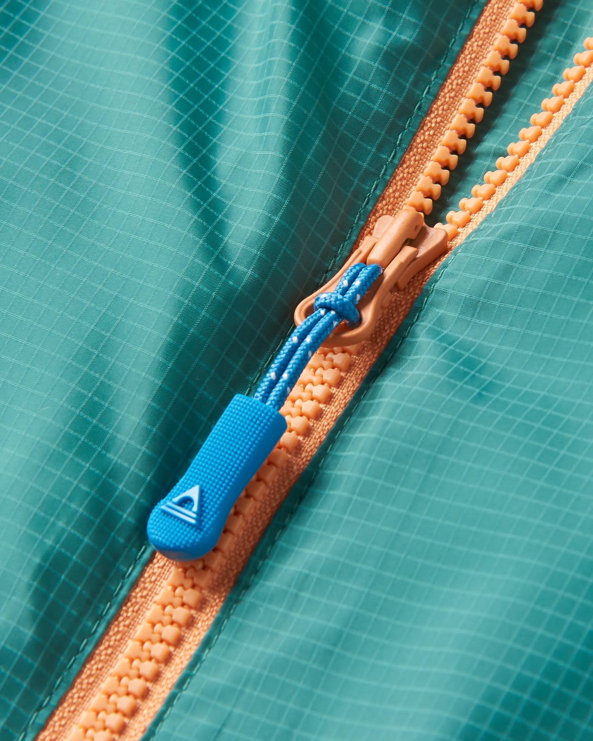 Gusto Recycled Windshell Anorak - Deep Sea - Flatlay