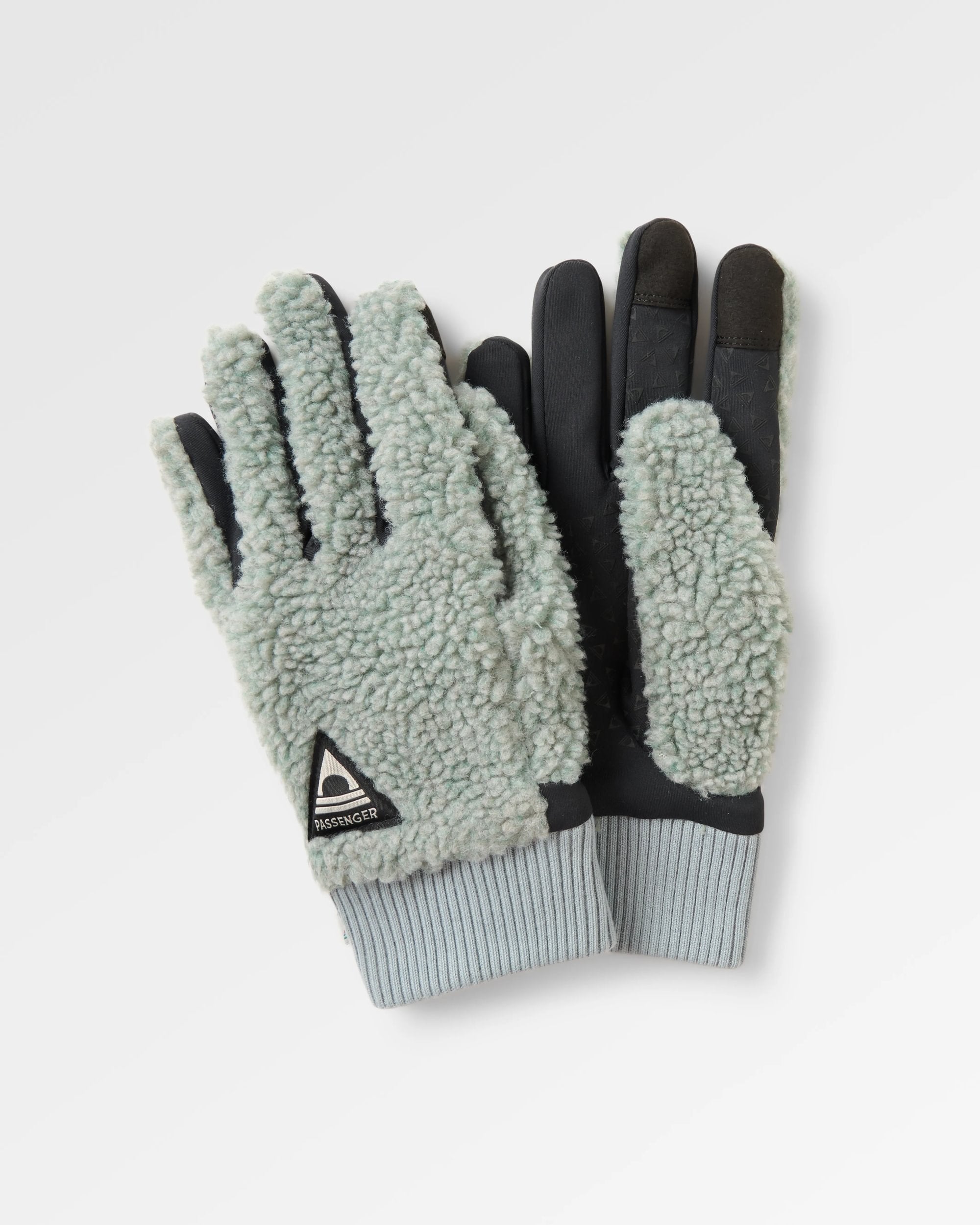 Snowfall Sherpa Gloves - Pistachio - Flatlay