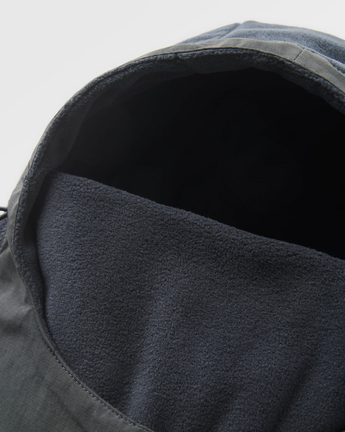 Snow Lodge Polartec® Hood - Black - Flatlay