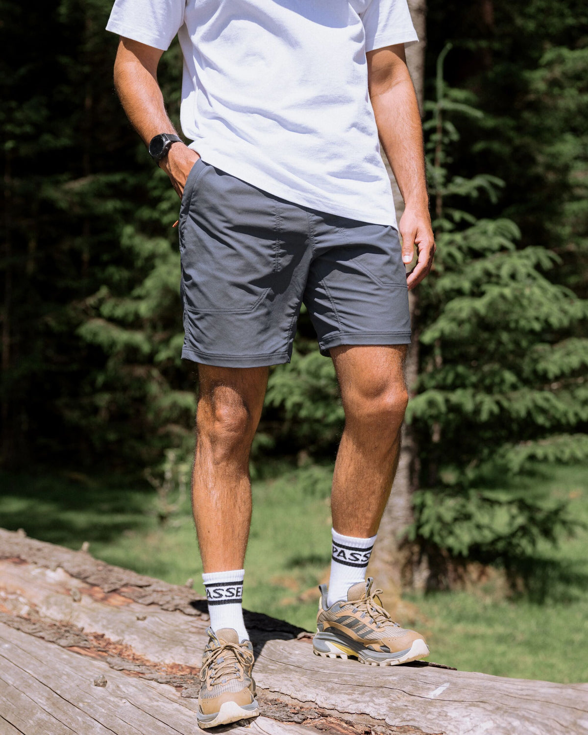 Men's Solscape Active Short - Charcoal - Lifestyle