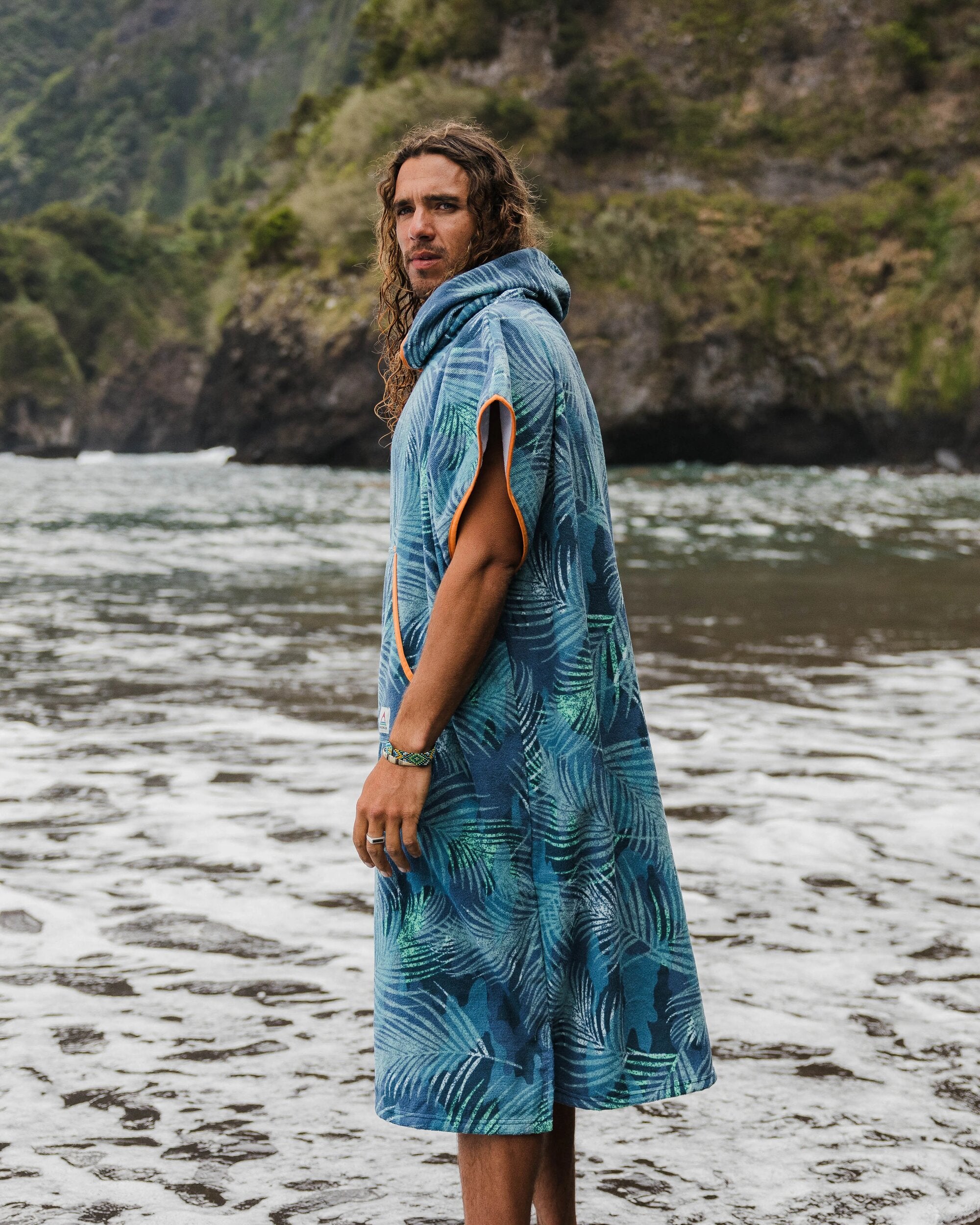 Tulum Recycled Towel Poncho - Palm Camo Moonlight - Lifestyle - Male