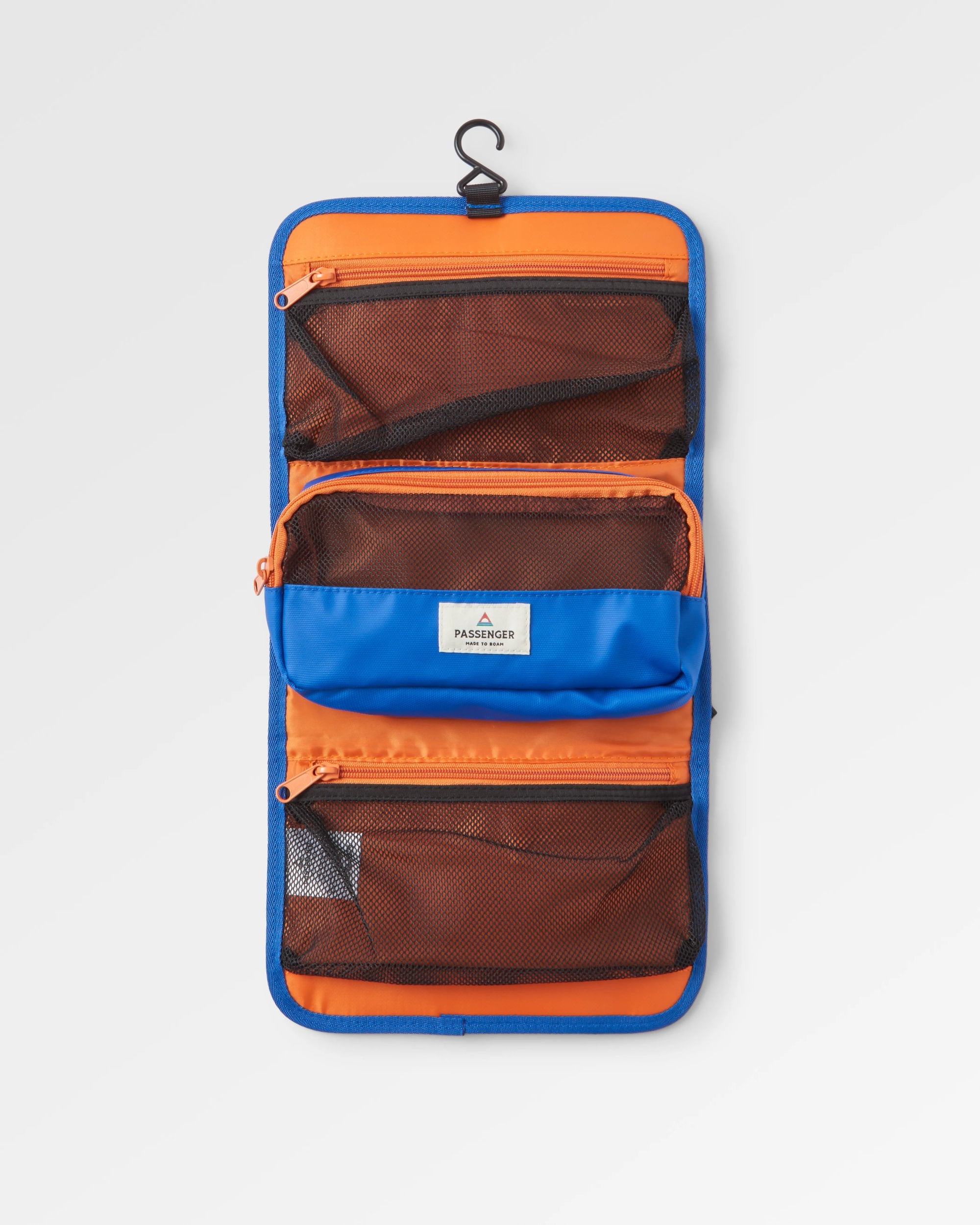 Drop Recycled Wash Kit - Azure Blue - Flatlay