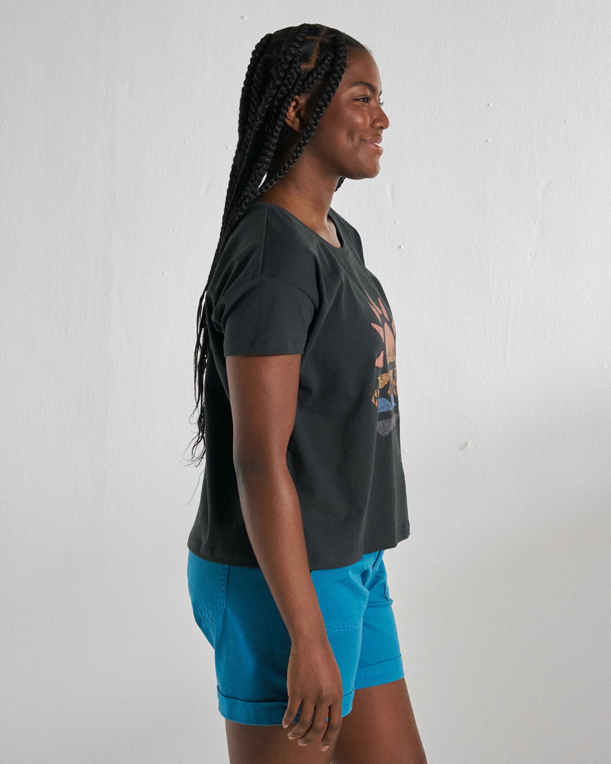 Sunray T-Shirt - Black - Studio Model