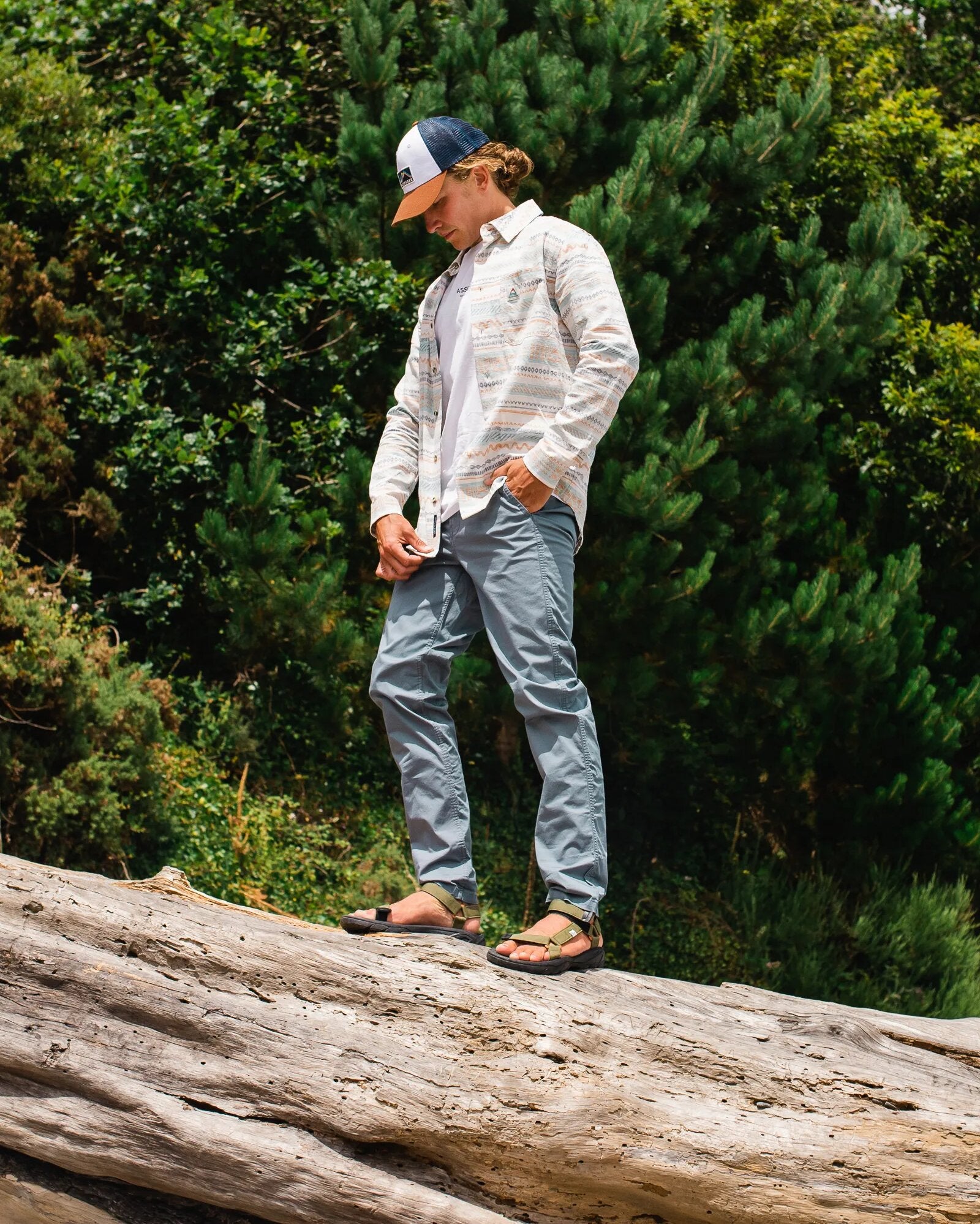 365 Light Organic Cotton Trouser - Storm Grey - Lifestyle