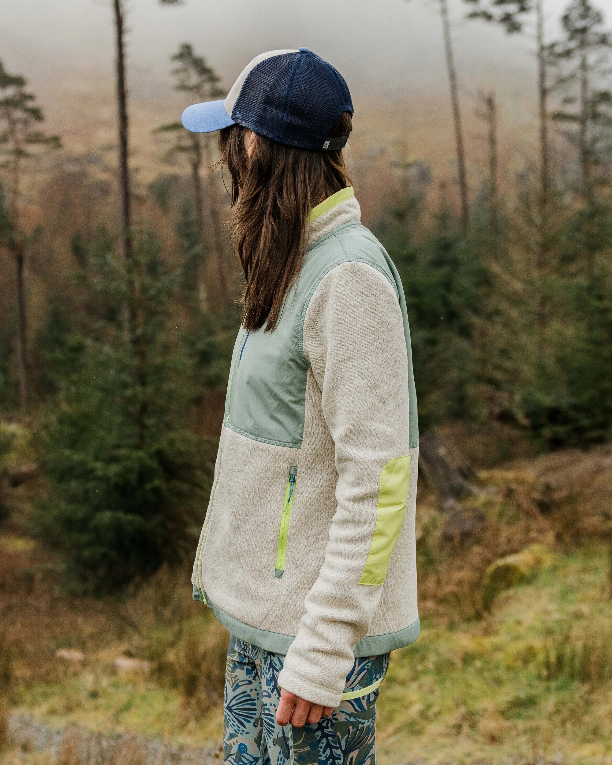 Women's Wilder Recycled Polartec® Fleece - Birch Marl - Lifestyle