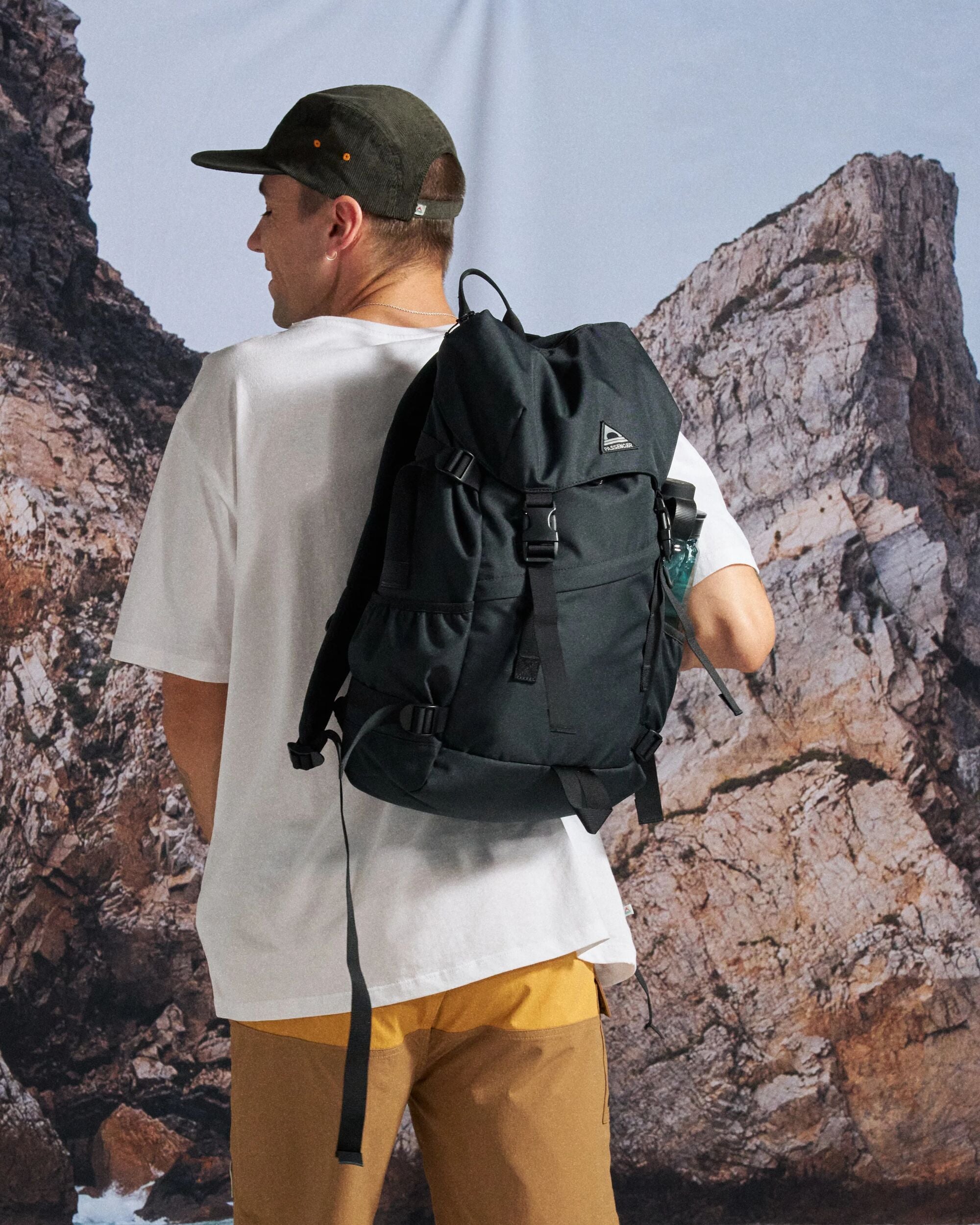 Boondocker 26L Backpack - Black - Studio Model - Male