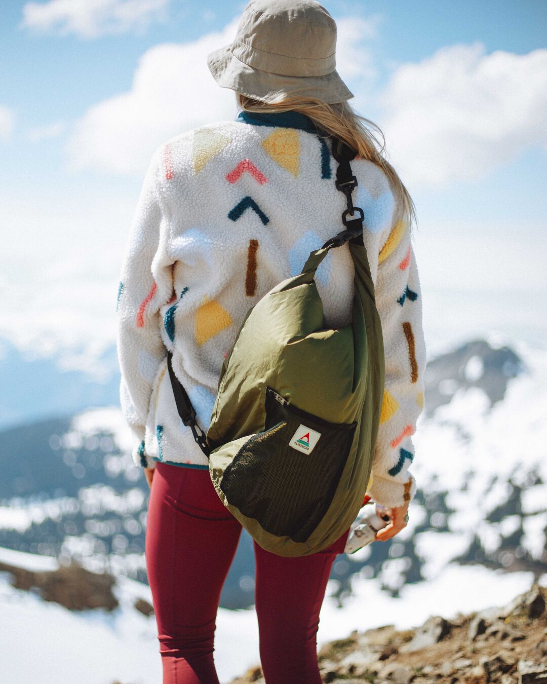 Clover Deep-Pile Sherpa Fleece - Off White Geo - Lifestyle