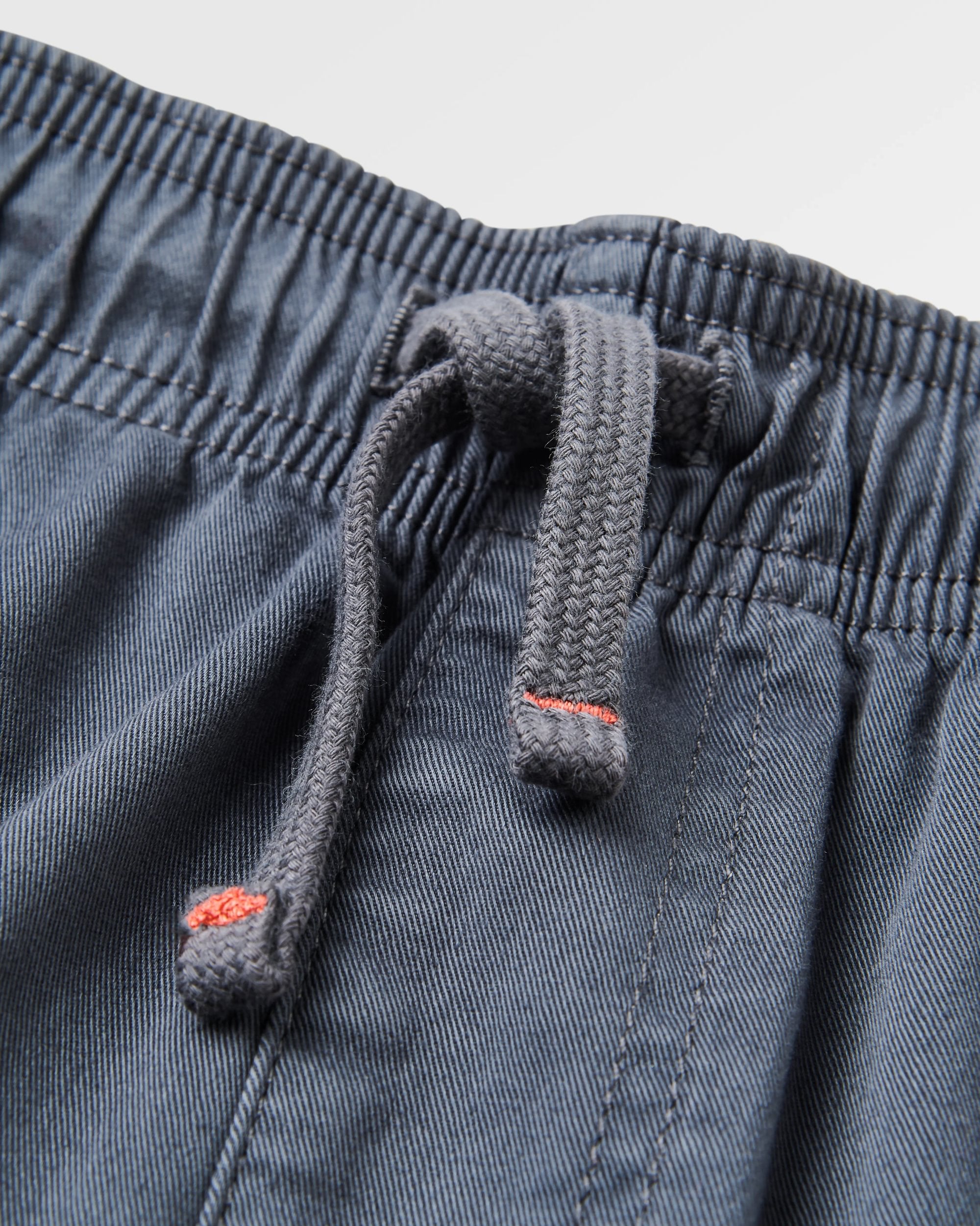 Drifter Cotton Short - Charcoal - Flatlay