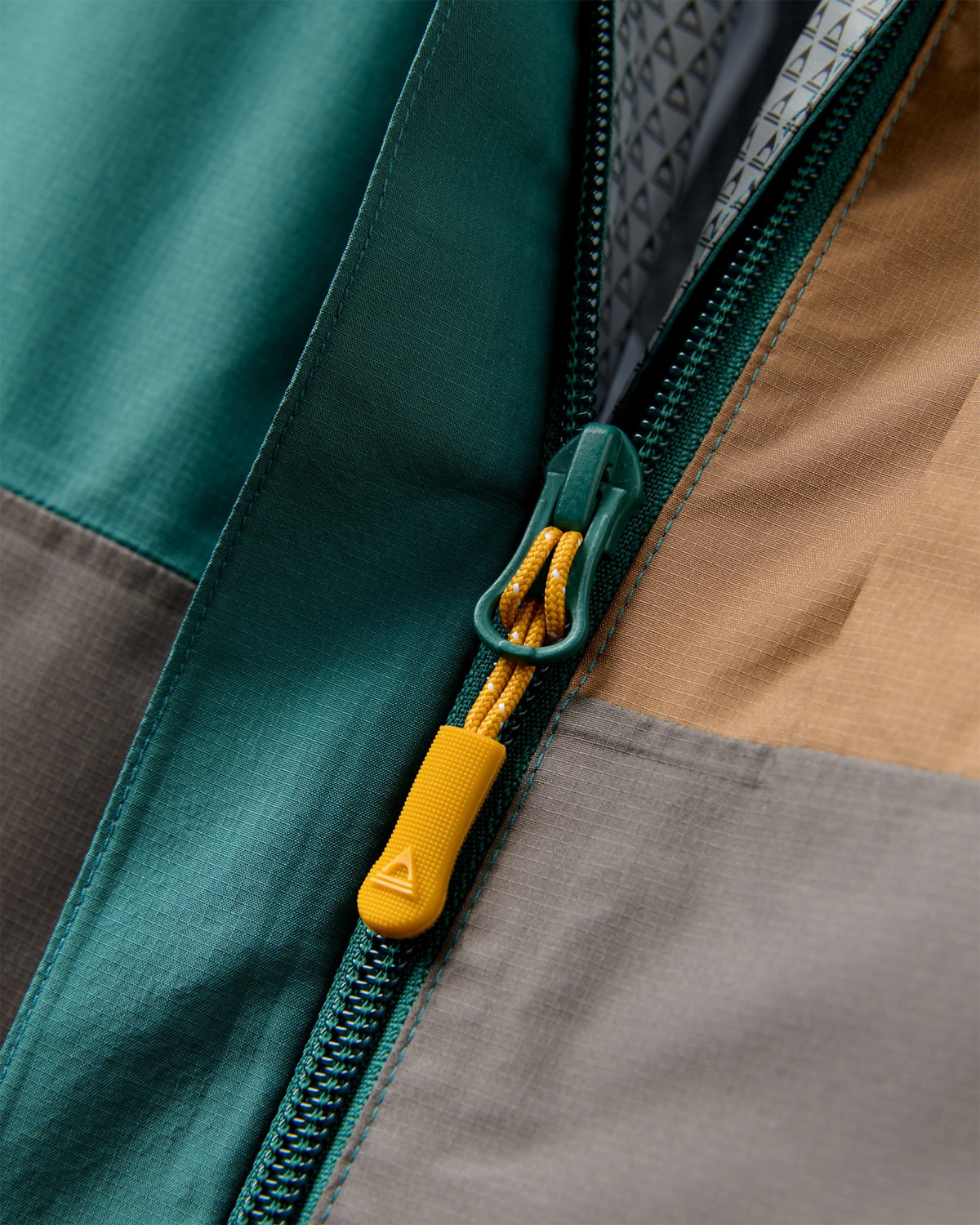 Trailscape Men's Waterproof Jacket - Deep Ocean/Slate Grey - Flatlay