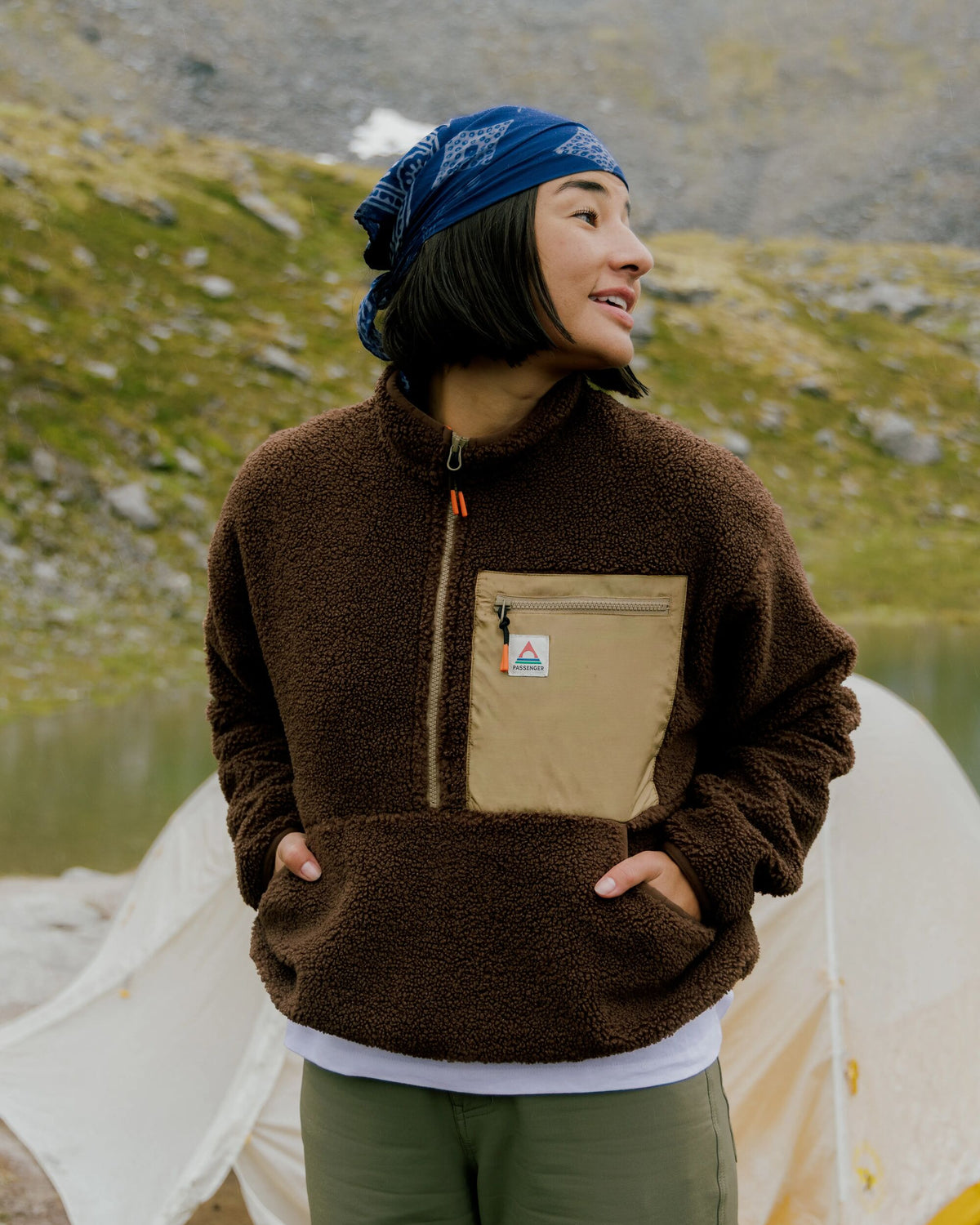Ravi Sherpa Fleece - Chestnut - Lifestyle