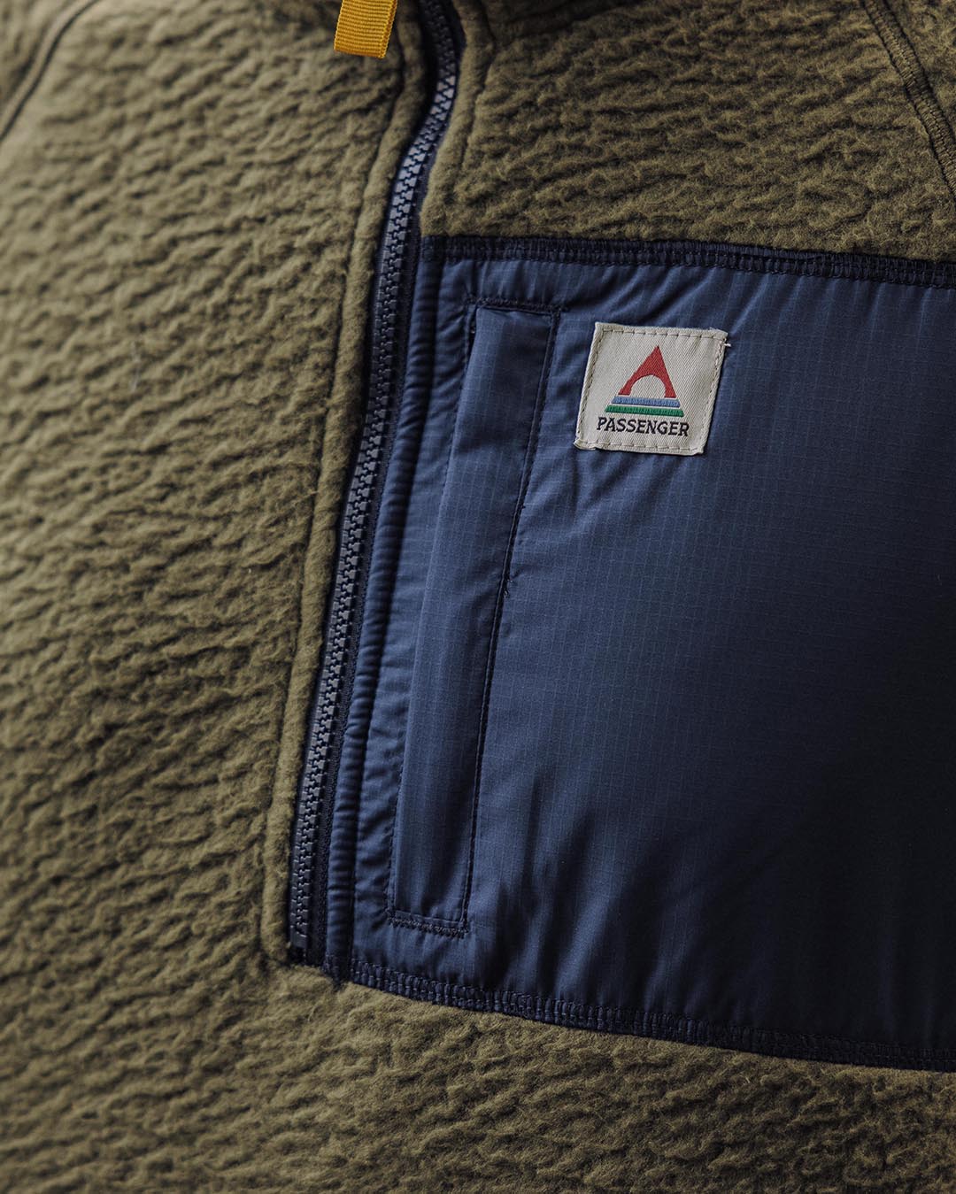 Offgrid 1/4 Zip Sherpa Fleece - Khaki