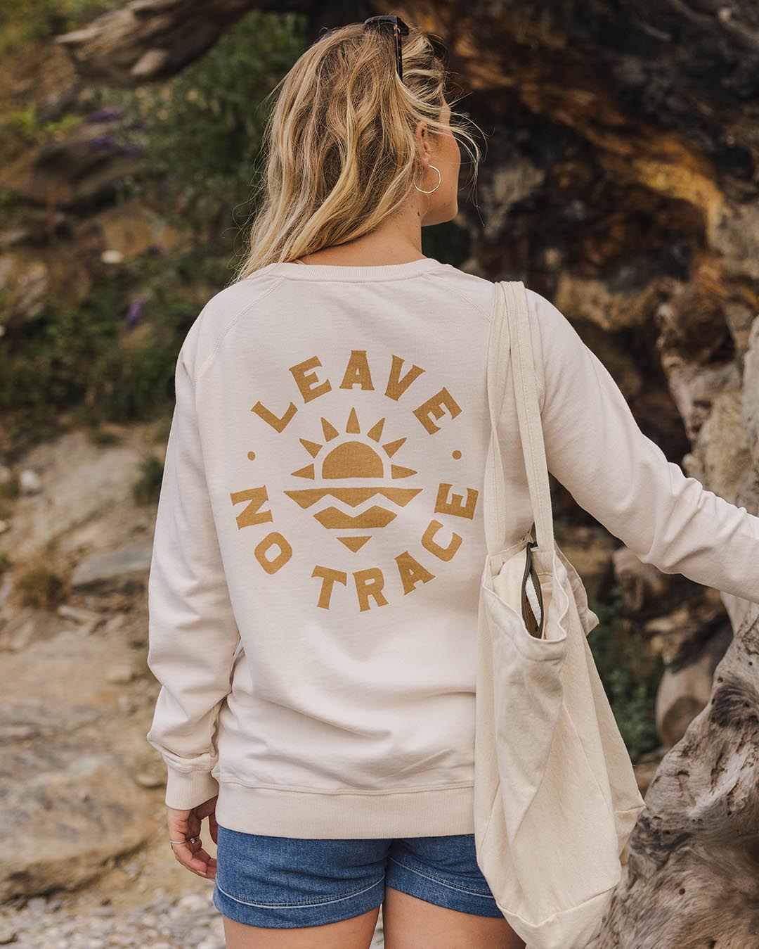 Mystic Sweatshirt - Birch - Lifestyle