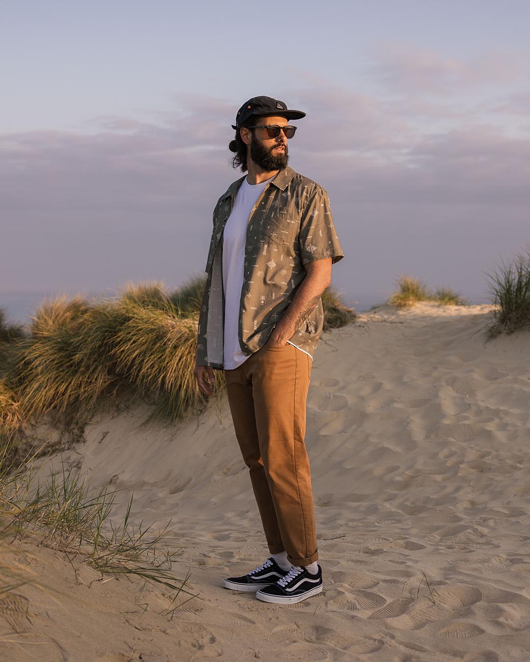 Cove Organic Cotton Short Sleeve Shirt - Olive Made To Roam - Lifestyle