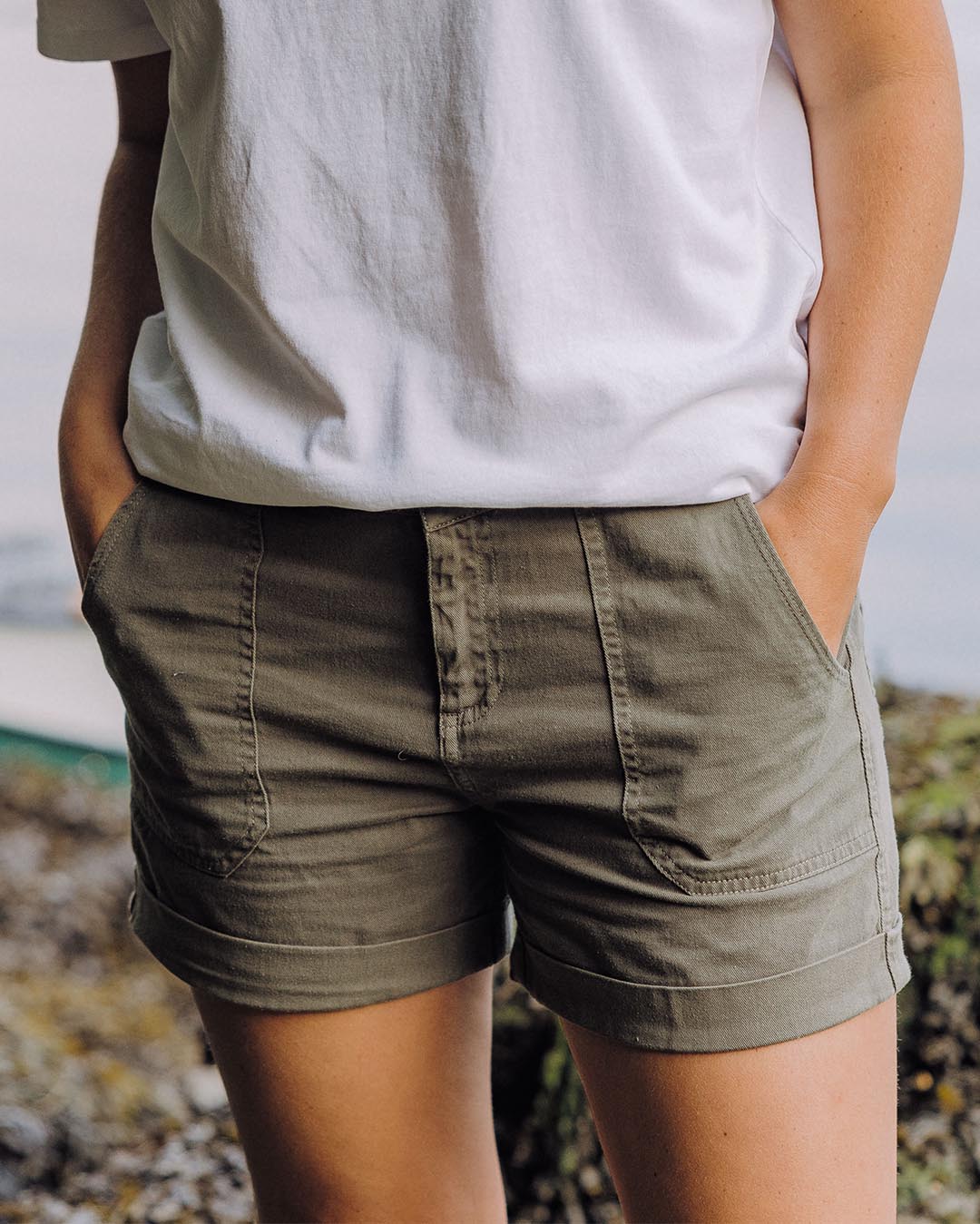Ziggy Organic Cotton Short - Dusty Olive - Lifestyle