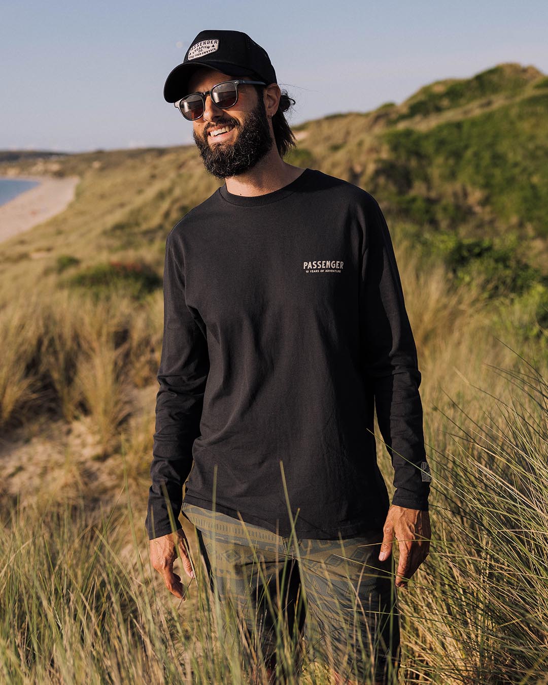 Icon LS T-Shirt - Black - Lifestyle