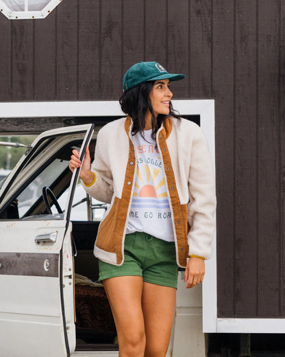 Clover Sherpa Fleece - Vintage White - Lifestyle