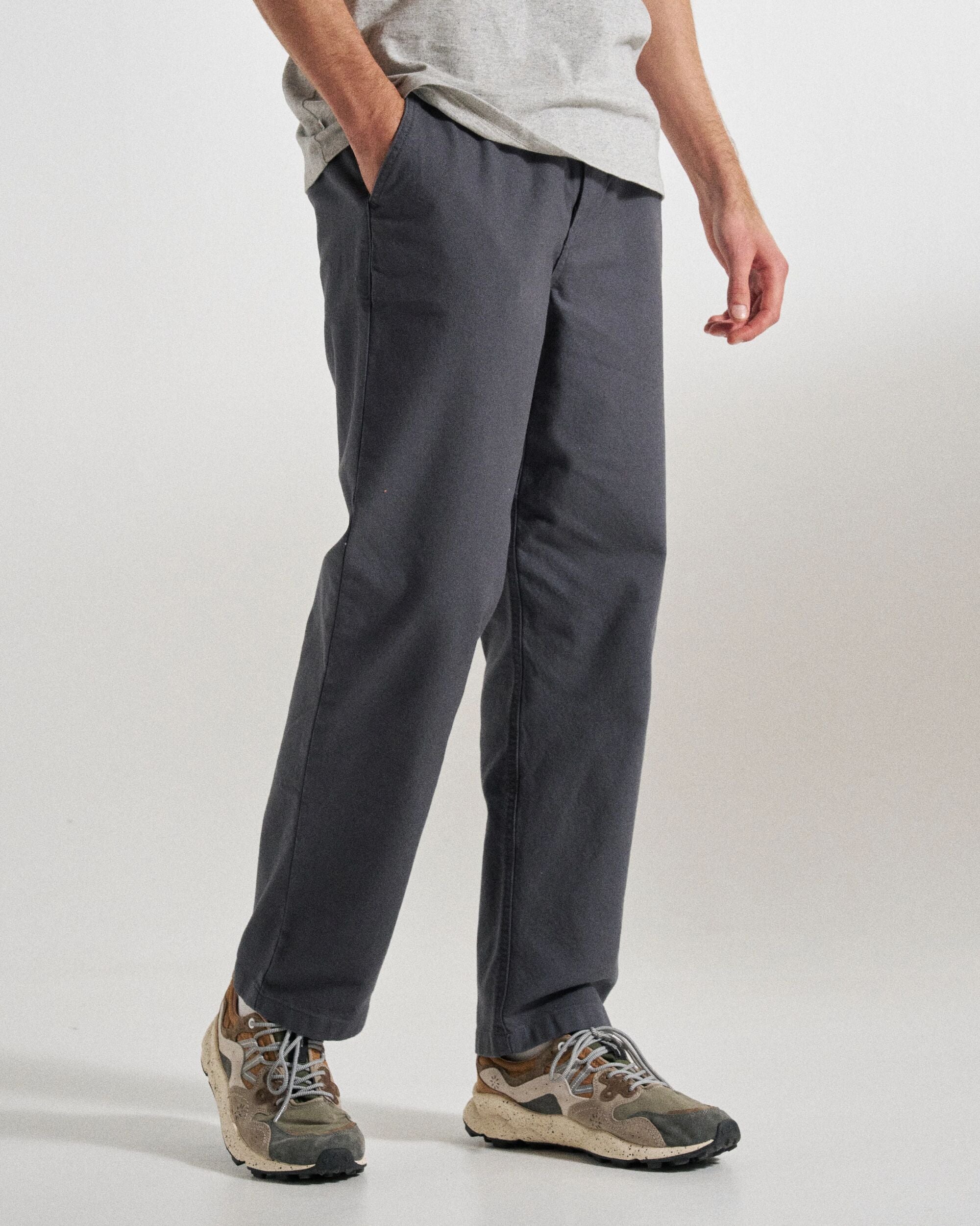 Adventurer Organic Canvas Trouser - Charcoal - Studio Model
