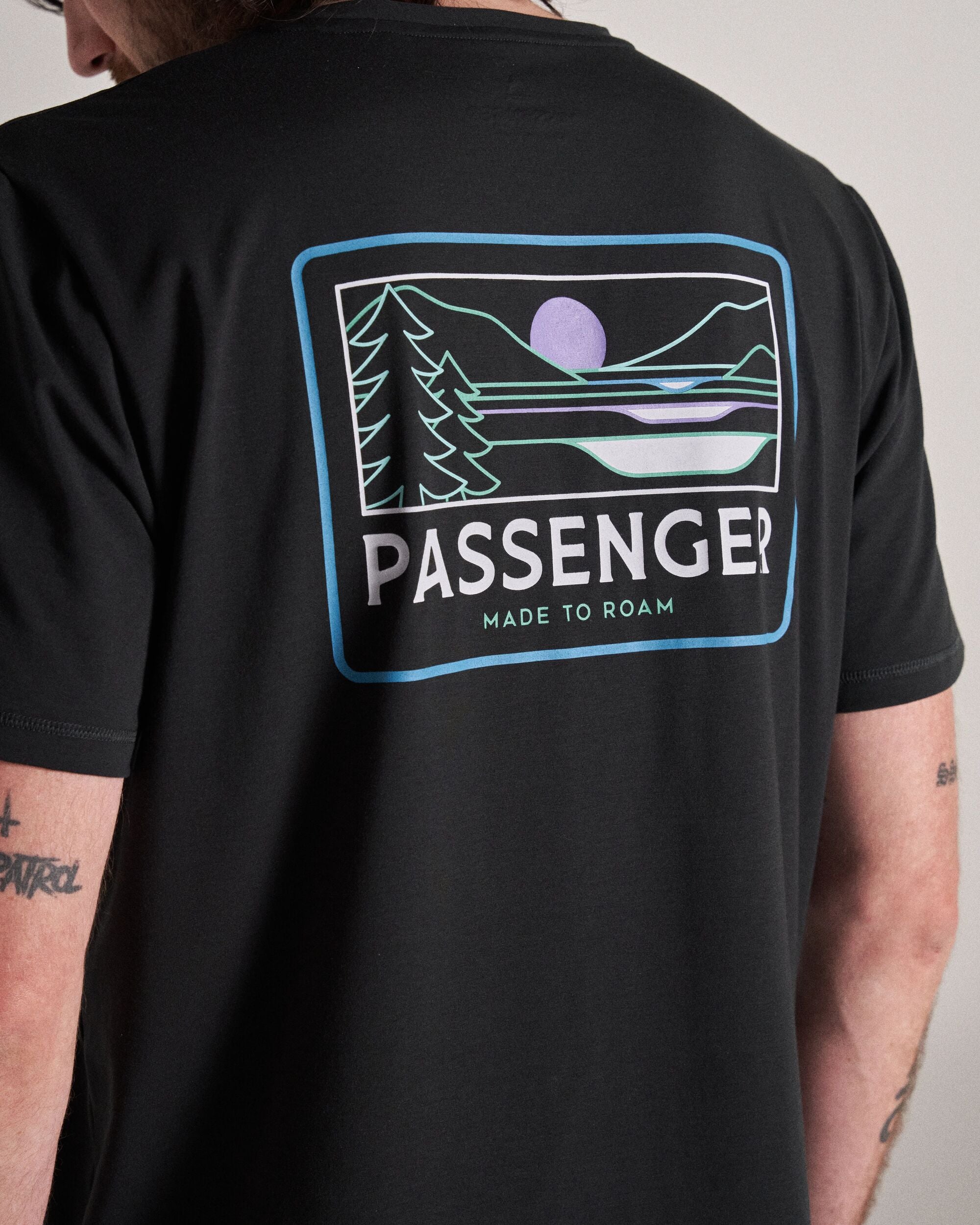 Roamer Men's Drirelease® Active T-Shirt - Black - Studio Model