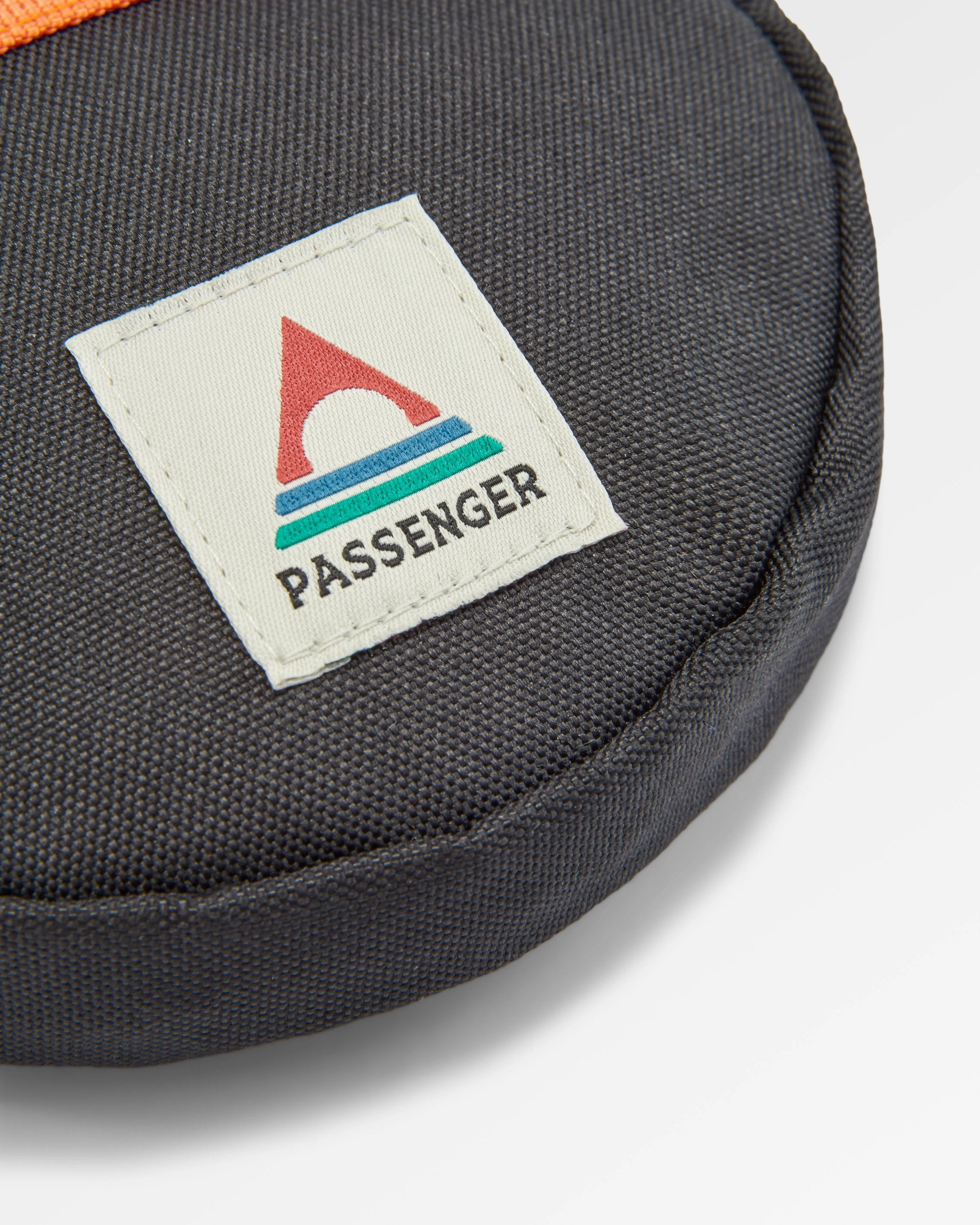 Compass Modular Clip On - True Black/ Khaki - Flatlay