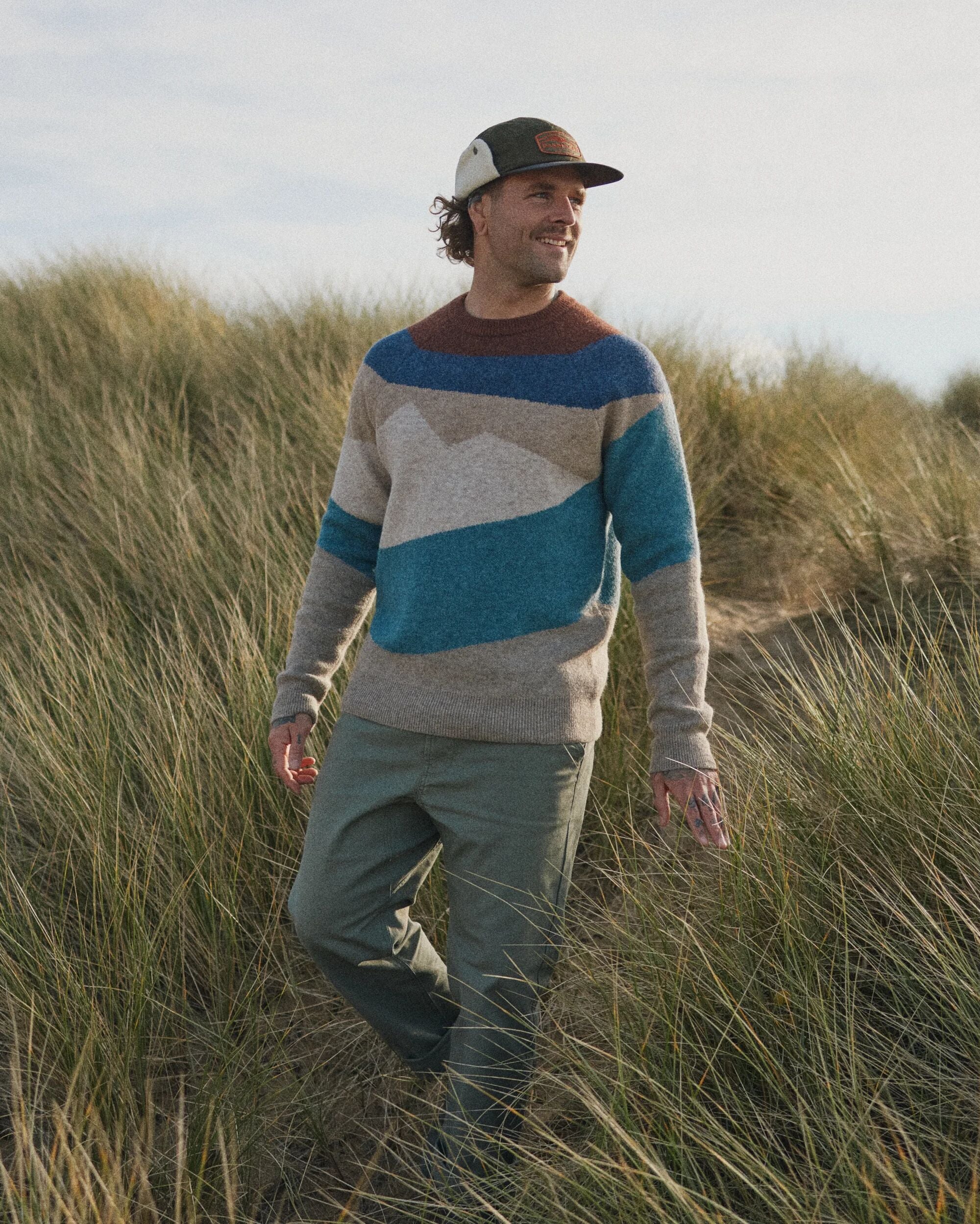 Panorama Knitted Jumper - Scenic Toffee - Lifestyle