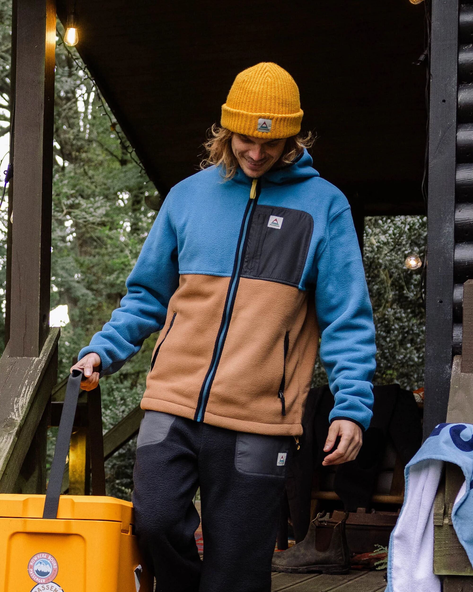 Loch Hooded Recycled Polar Fleece - Toffee/Blue Steel - Lifestyle