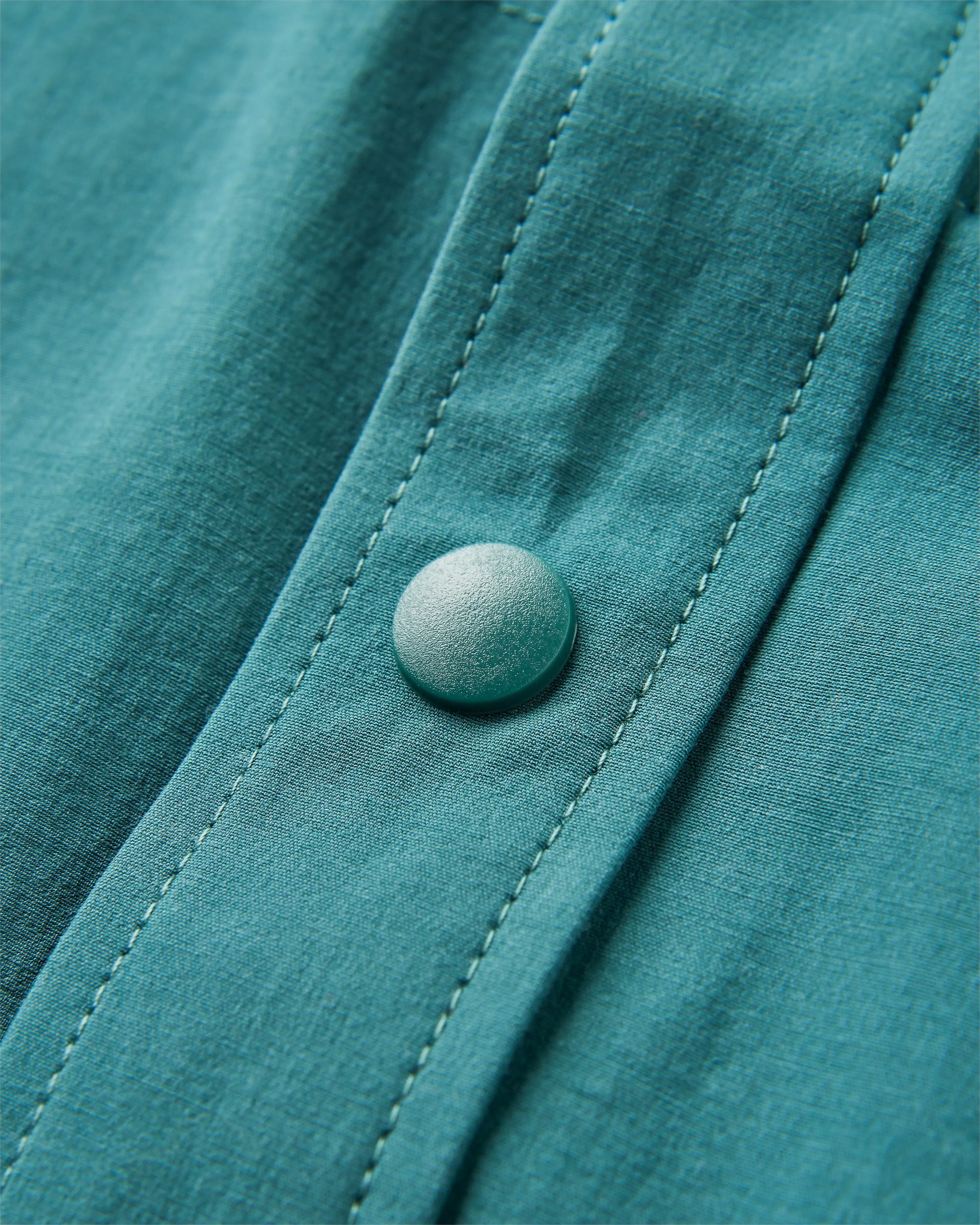 Traveller Short Sleeve Stretch Shirt - Deep Ocean - Flatlay