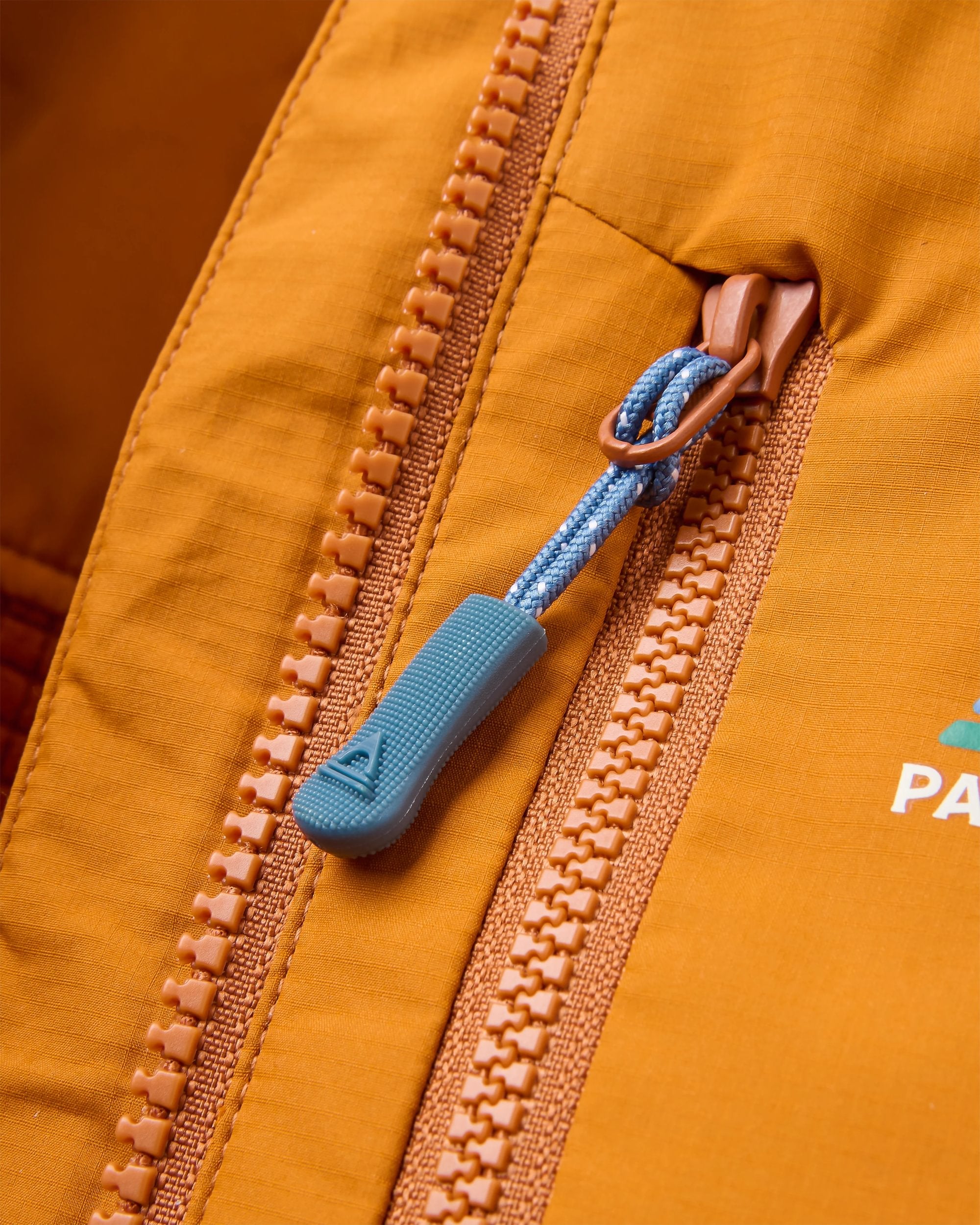Women's Trailscape Lightweight Insulated Jacket - Retro Orange - Flatlay