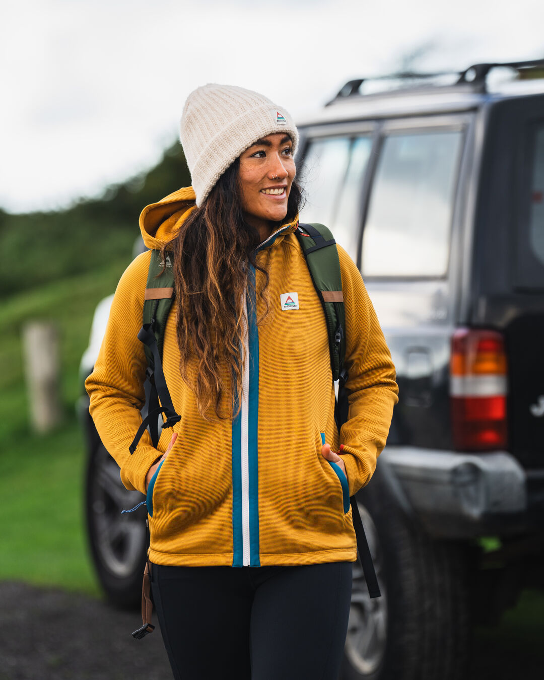 Slope Hooded Recycled Fleece - Dusty Ochre - Lifestyle