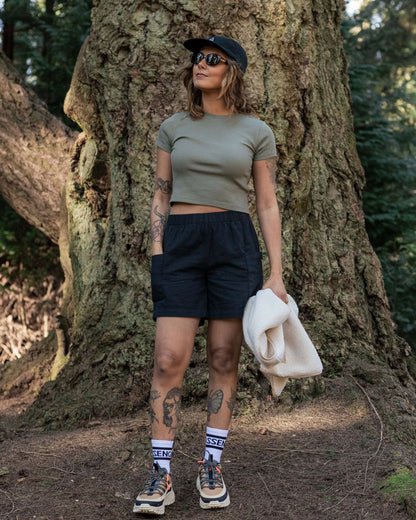 Whirl Short - Black - Lifestyle