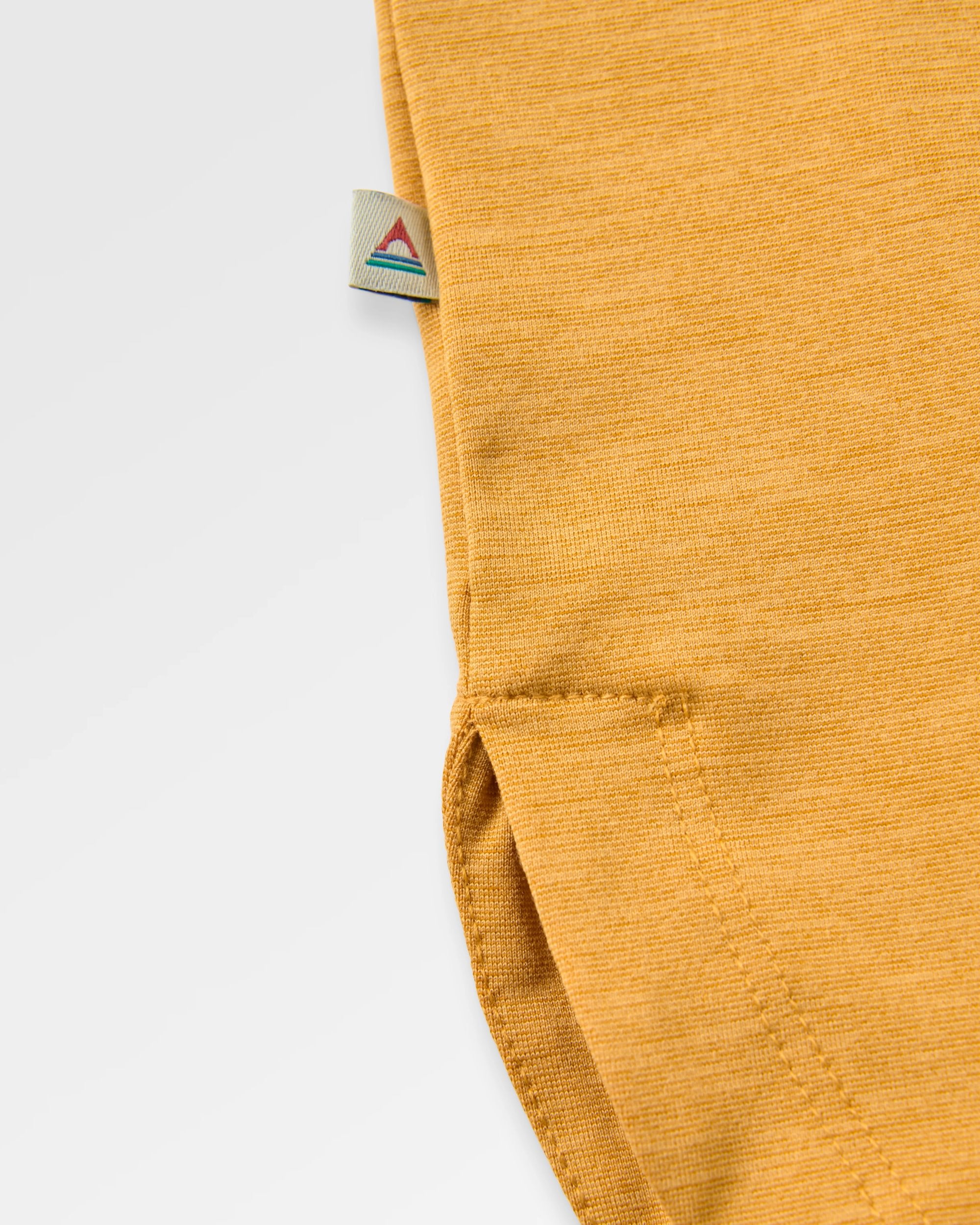 Sunvale Lightweight Surf T-Shirt - Spruce Yellow Marl - Flatlay