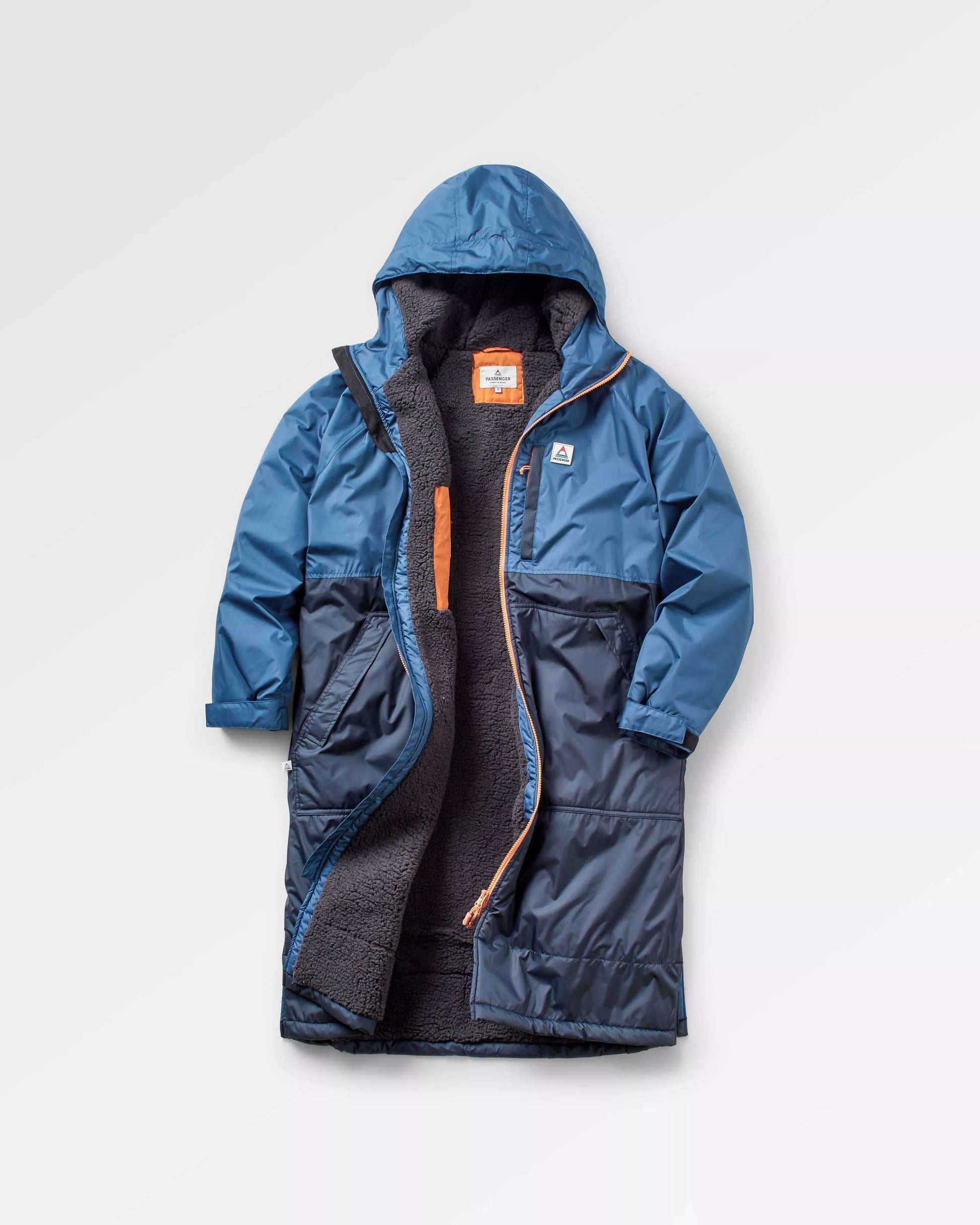 Waves Recycled Sherpa-Lined Changing Robe - Dark Denim/ Deep Navy