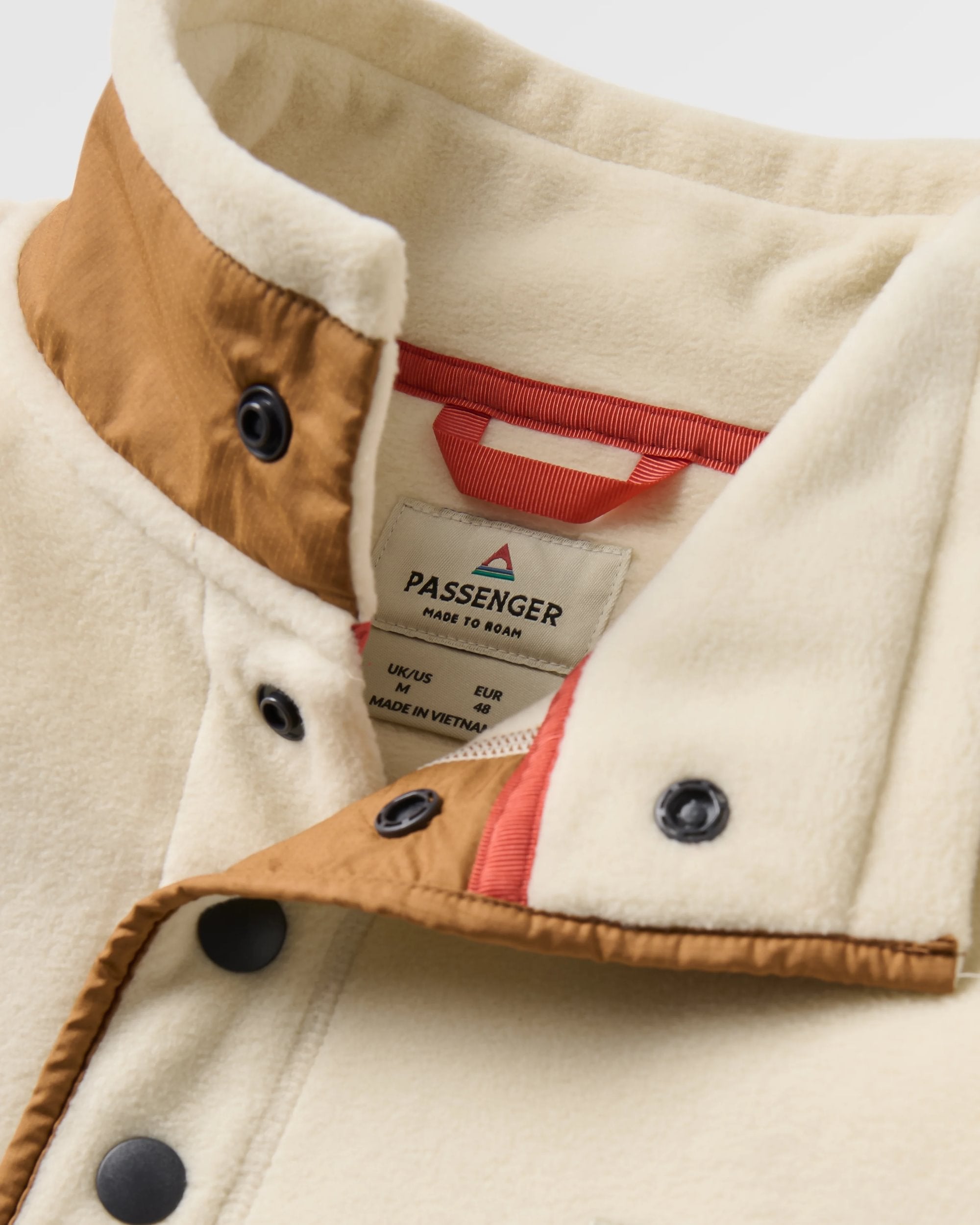 Dusk Recycled Polartec® Fleece - Oatmeal - Flatlay