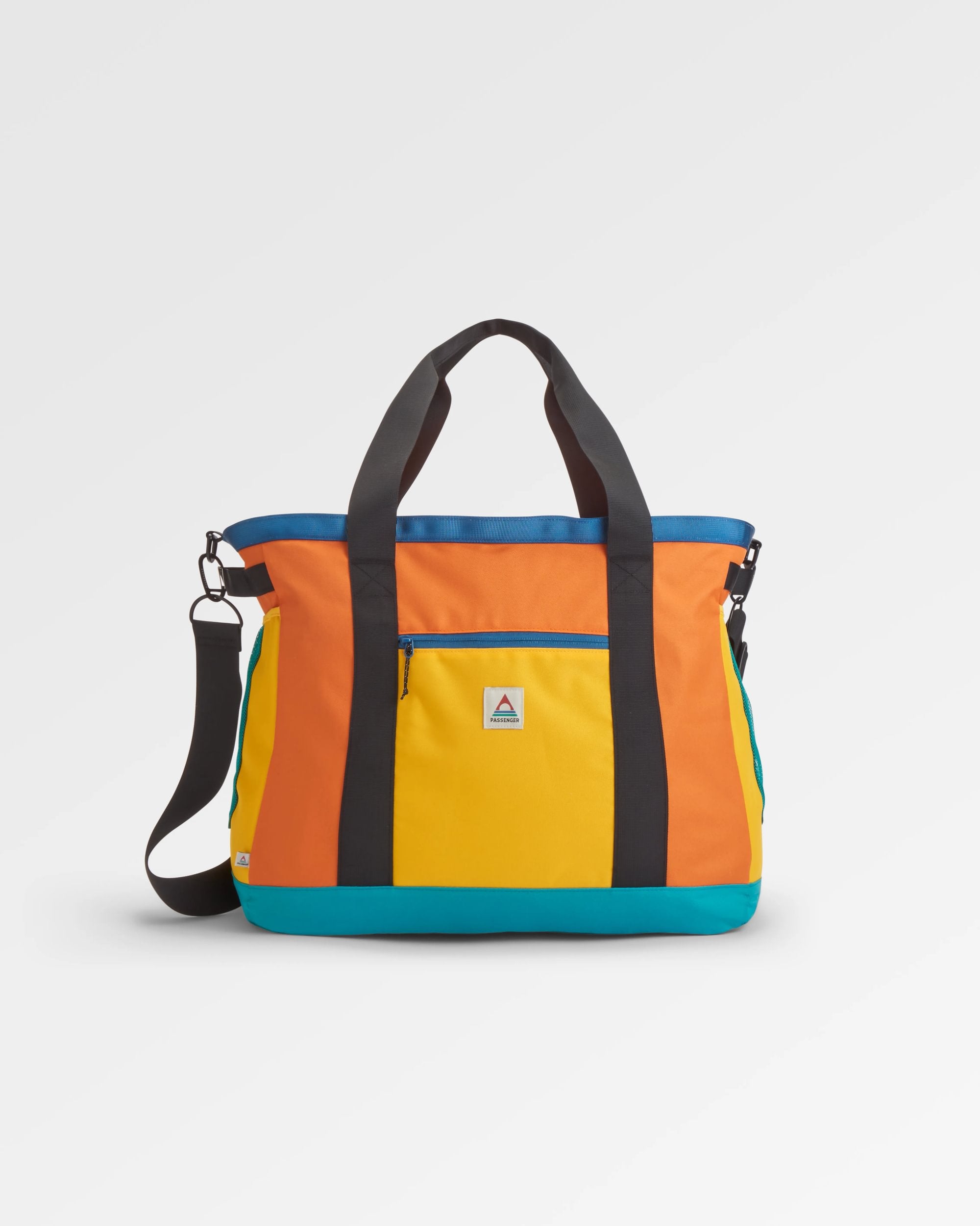 Boondocker Gear Tote 48L - Multi Colour - Flatlay