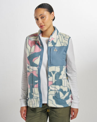 Home Full Zip Sherpa Gilet - Slower Rhythms Stormy Blue - Studio Model