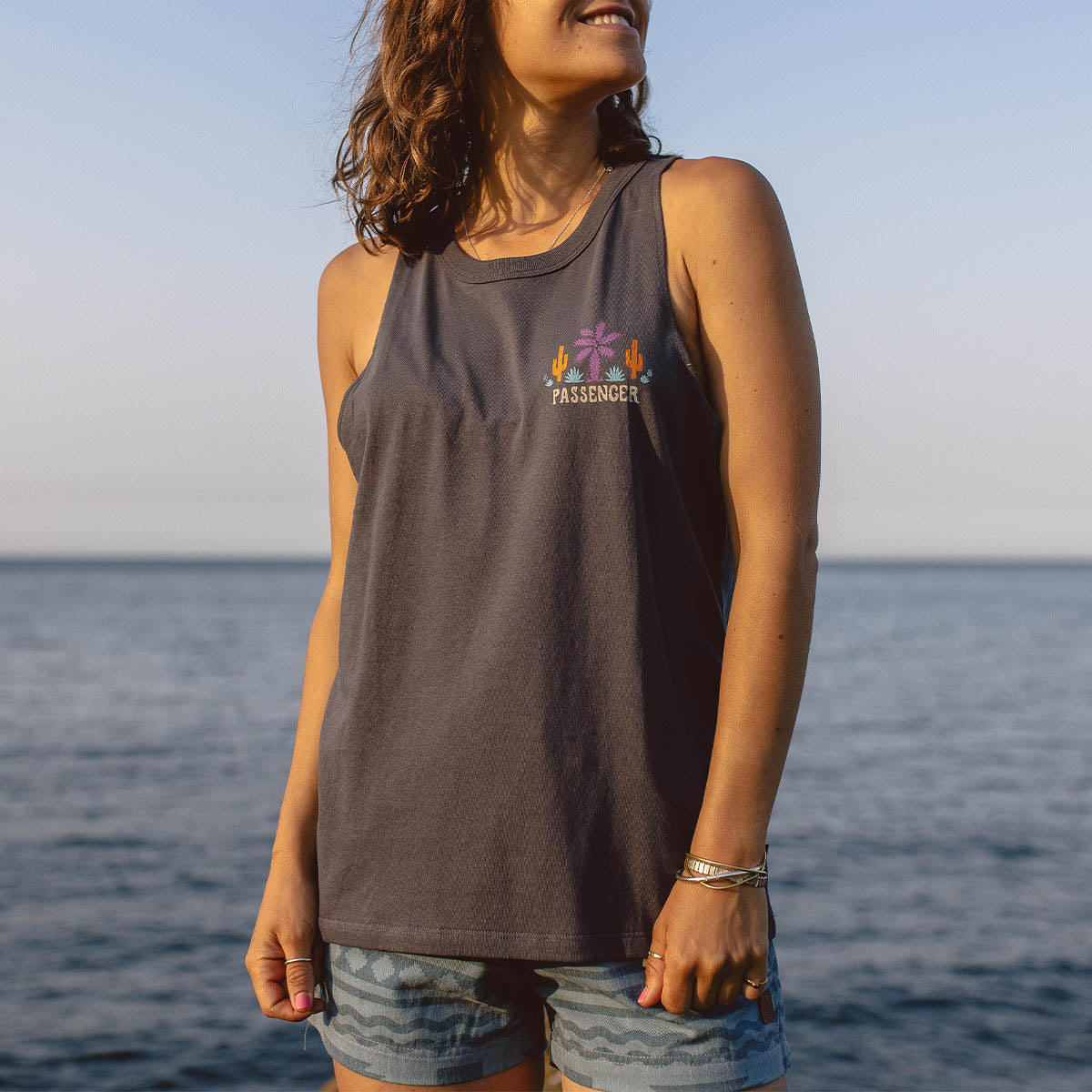 Cactus Vest - Faded Black - Lifestyle