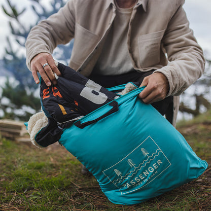 Nomadic Sherpa Blanket - Black 'Nowhere Bound' Print