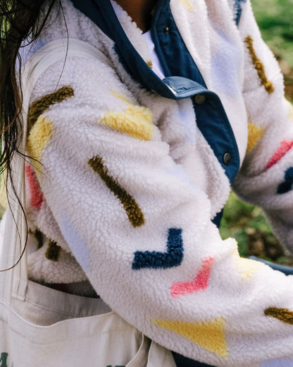 Clover Deep-Pile Sherpa Fleece - Off White Geo - Lifestyle