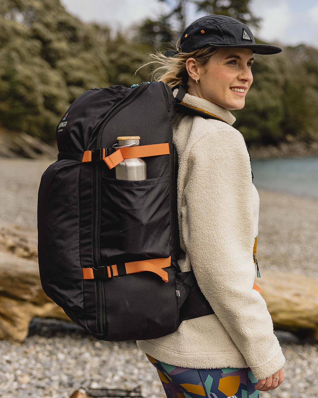 Womens_Adventurer 55L Recycled Backpack - Black
