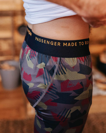 Venture Base Layer Legging - Charcoal Camo Pattern - Lifestyle
